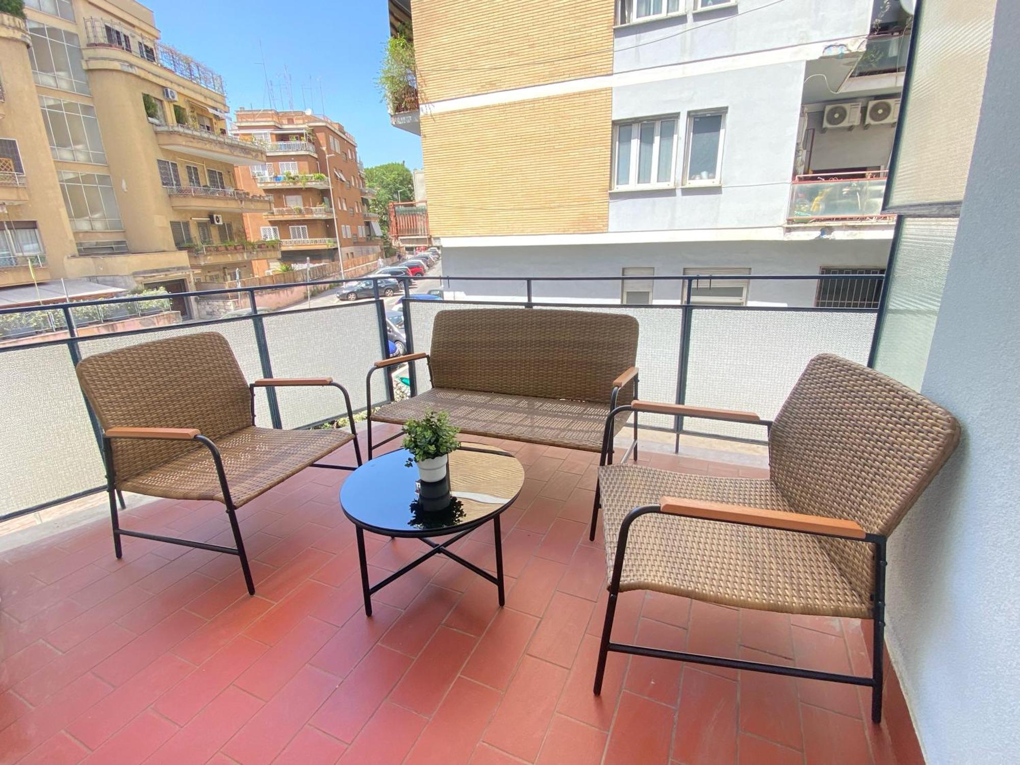 Apartamento Casa Relax 120 Mq Con Terrazza E Metro