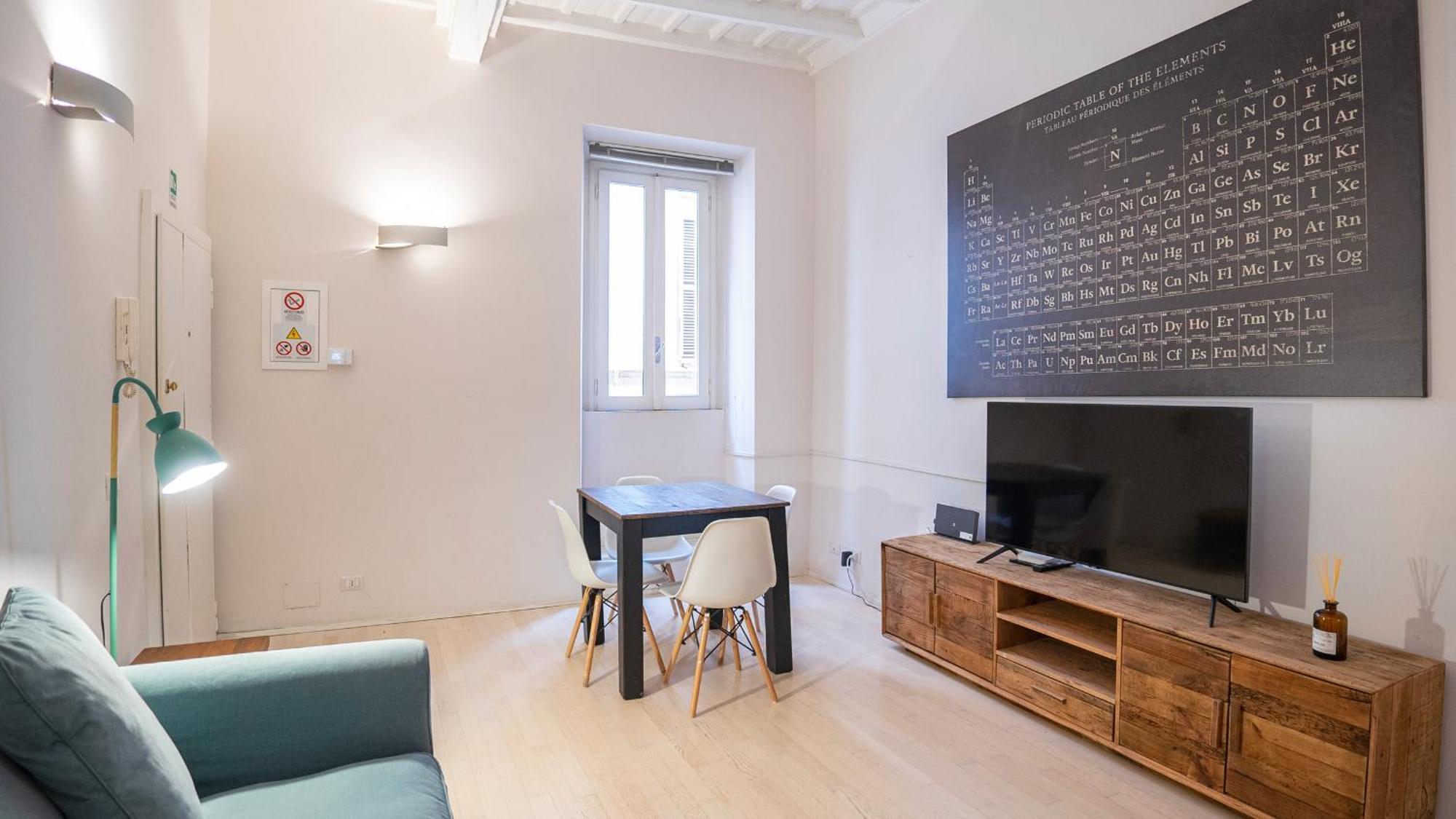 Stylish Close To Piazza Navona Apartment
