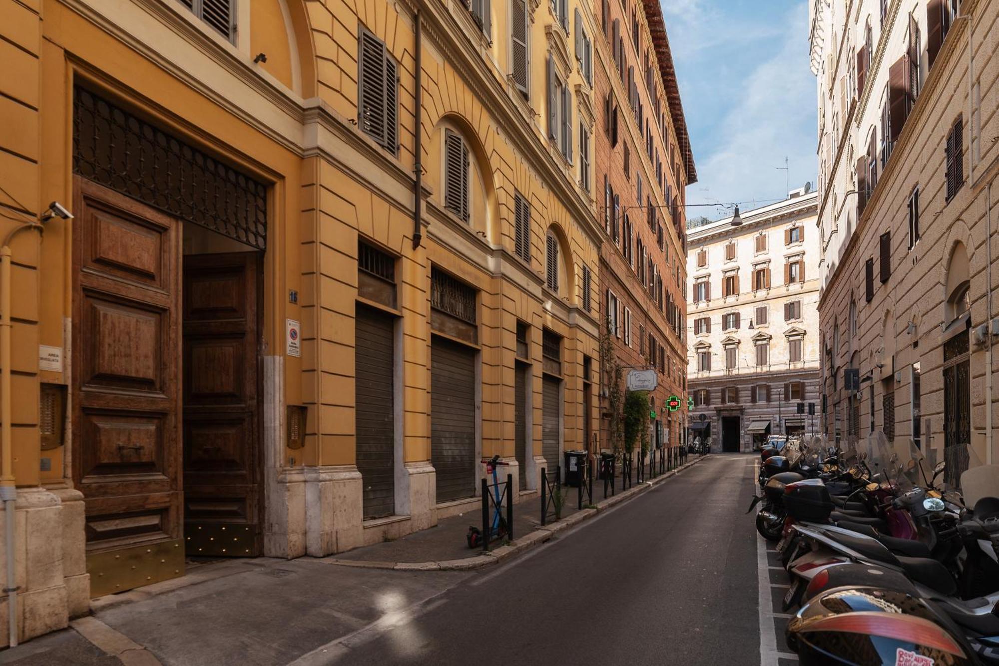 Valenziani Escape - Pretty Homes Rome