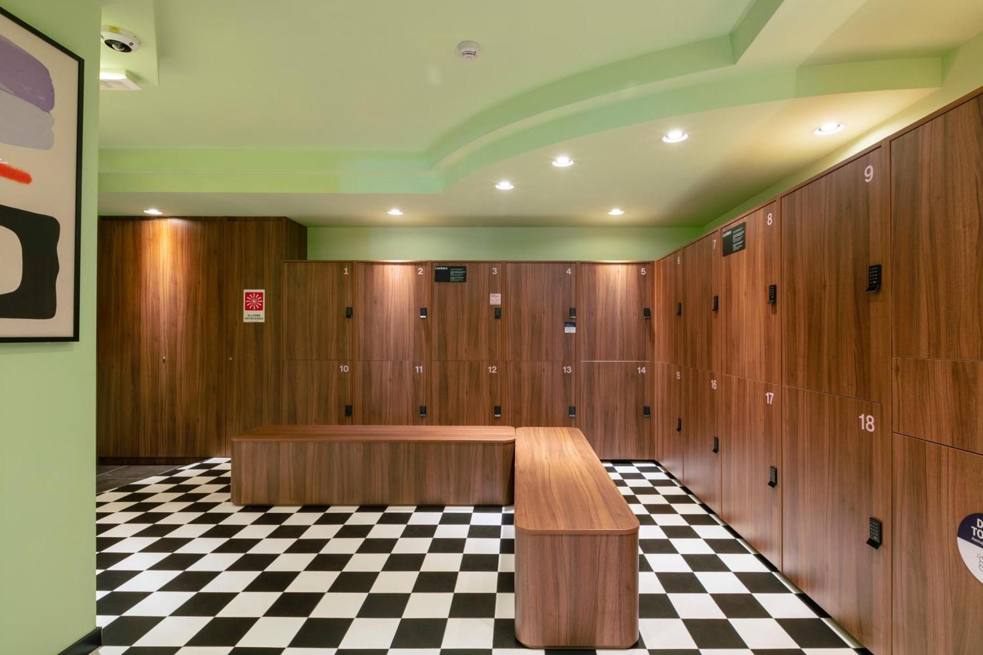 Aparthotel Numa Barberini Rome