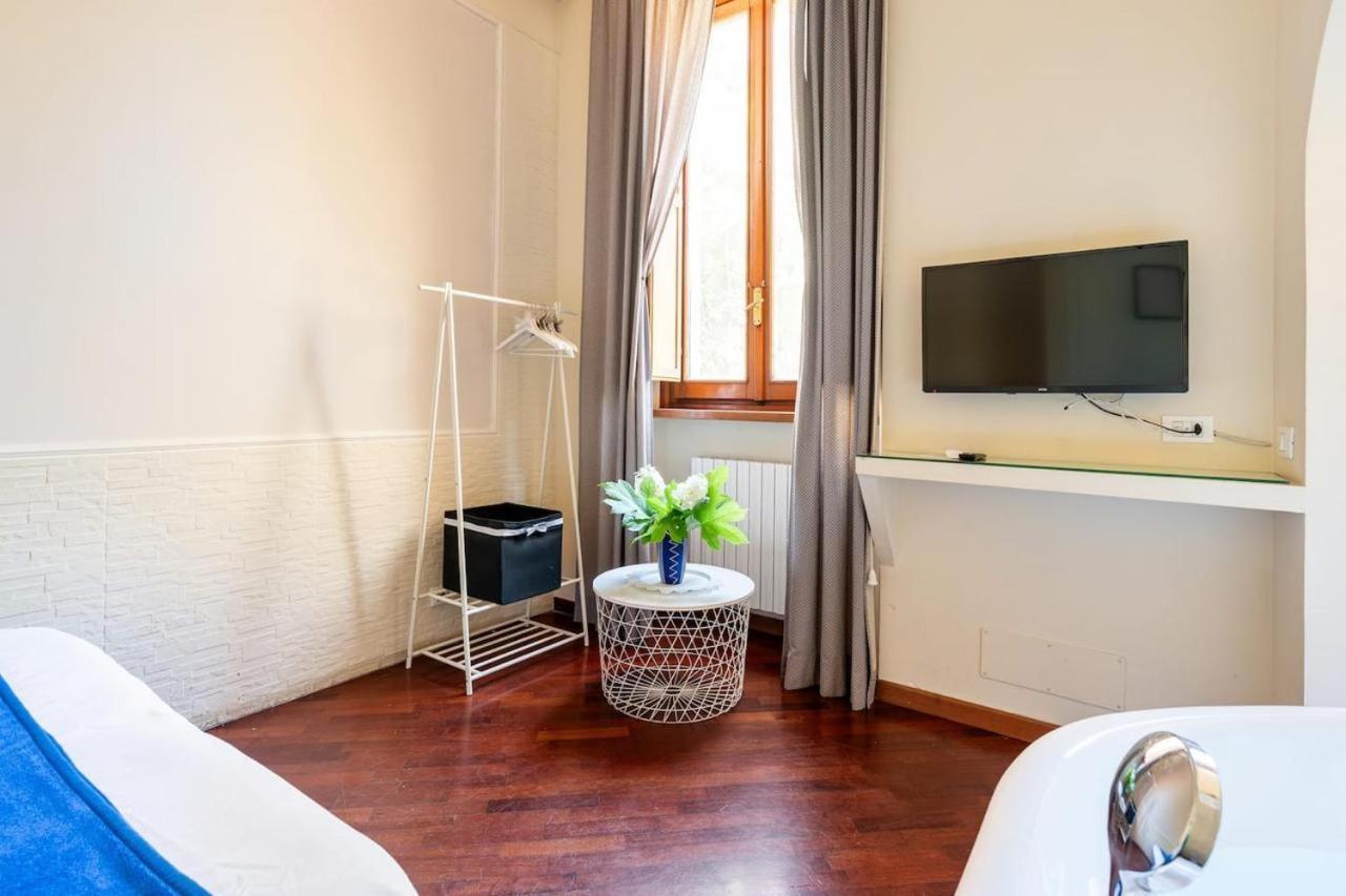 Il Corso Ac - With Hydromassage Guest house Rome