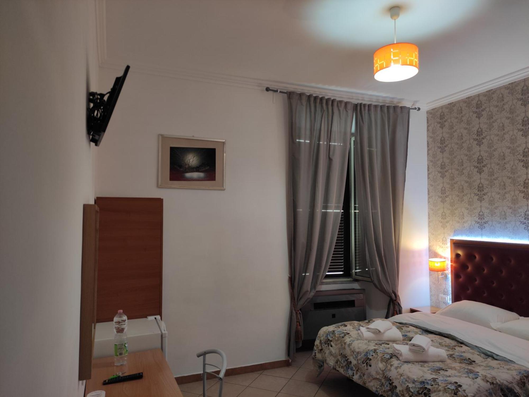 Anas Guest house