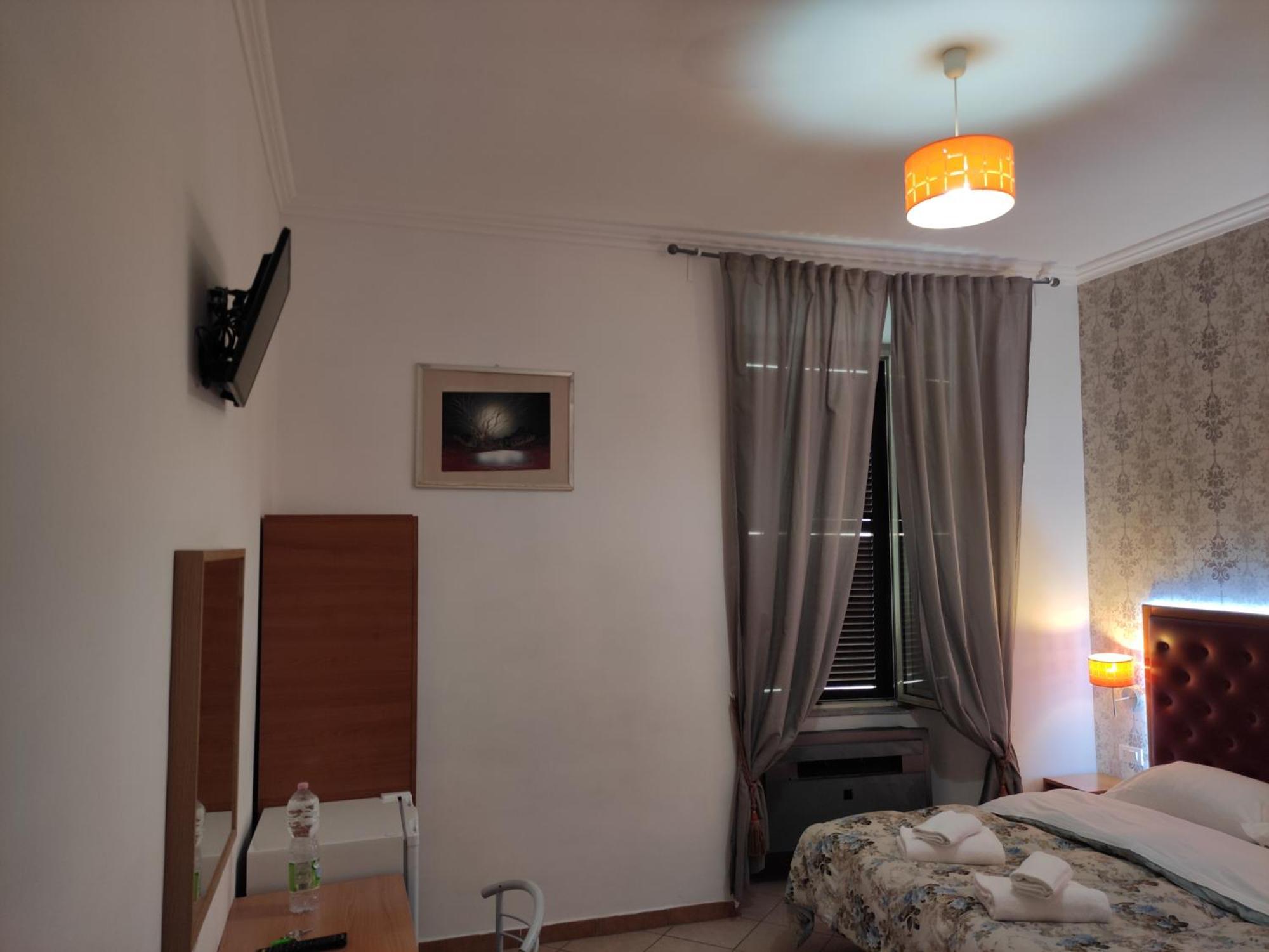 Anas Guest house *