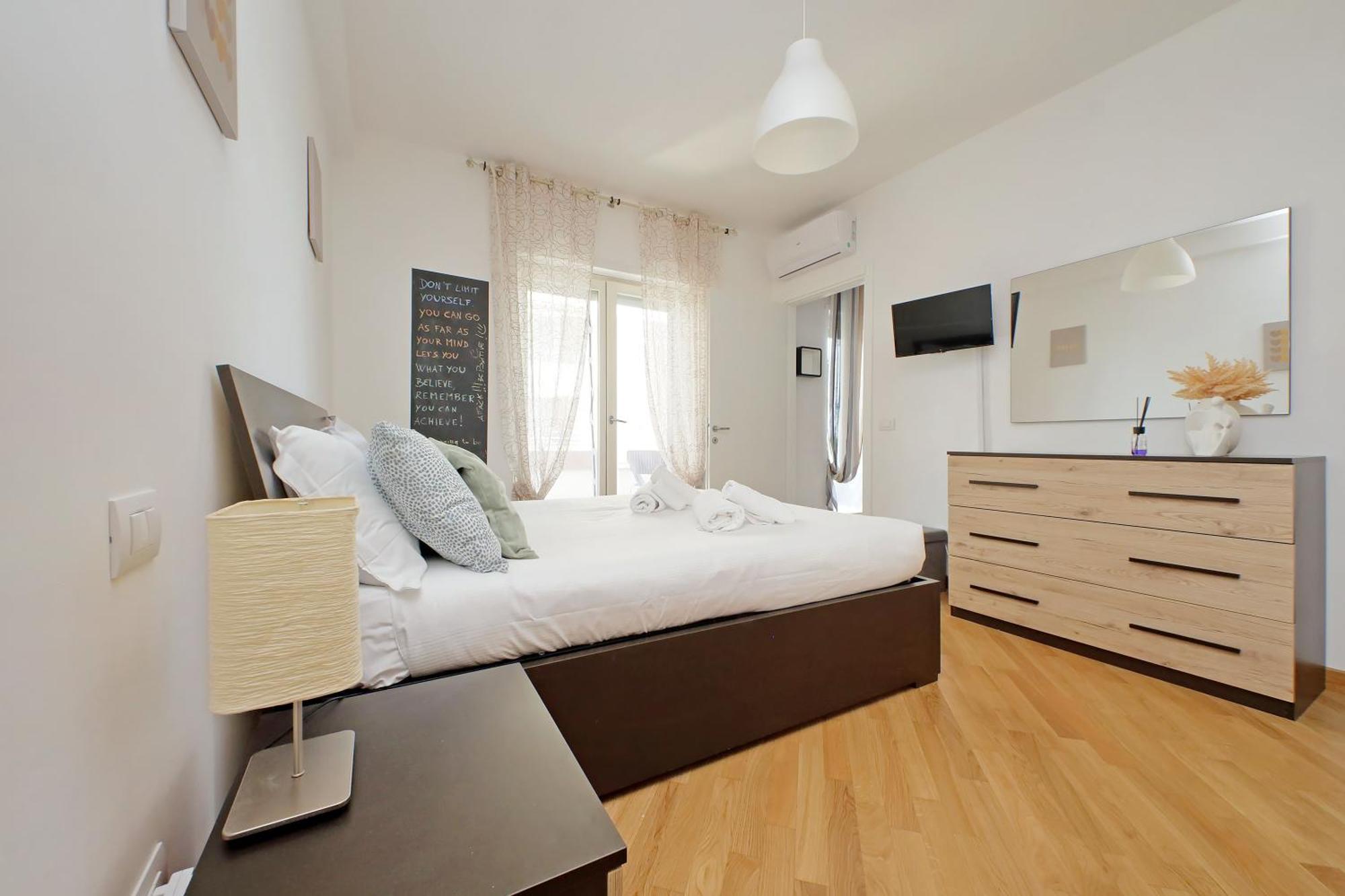 Comodo Con Terrazzo, Vicino Gemelli Apartment *