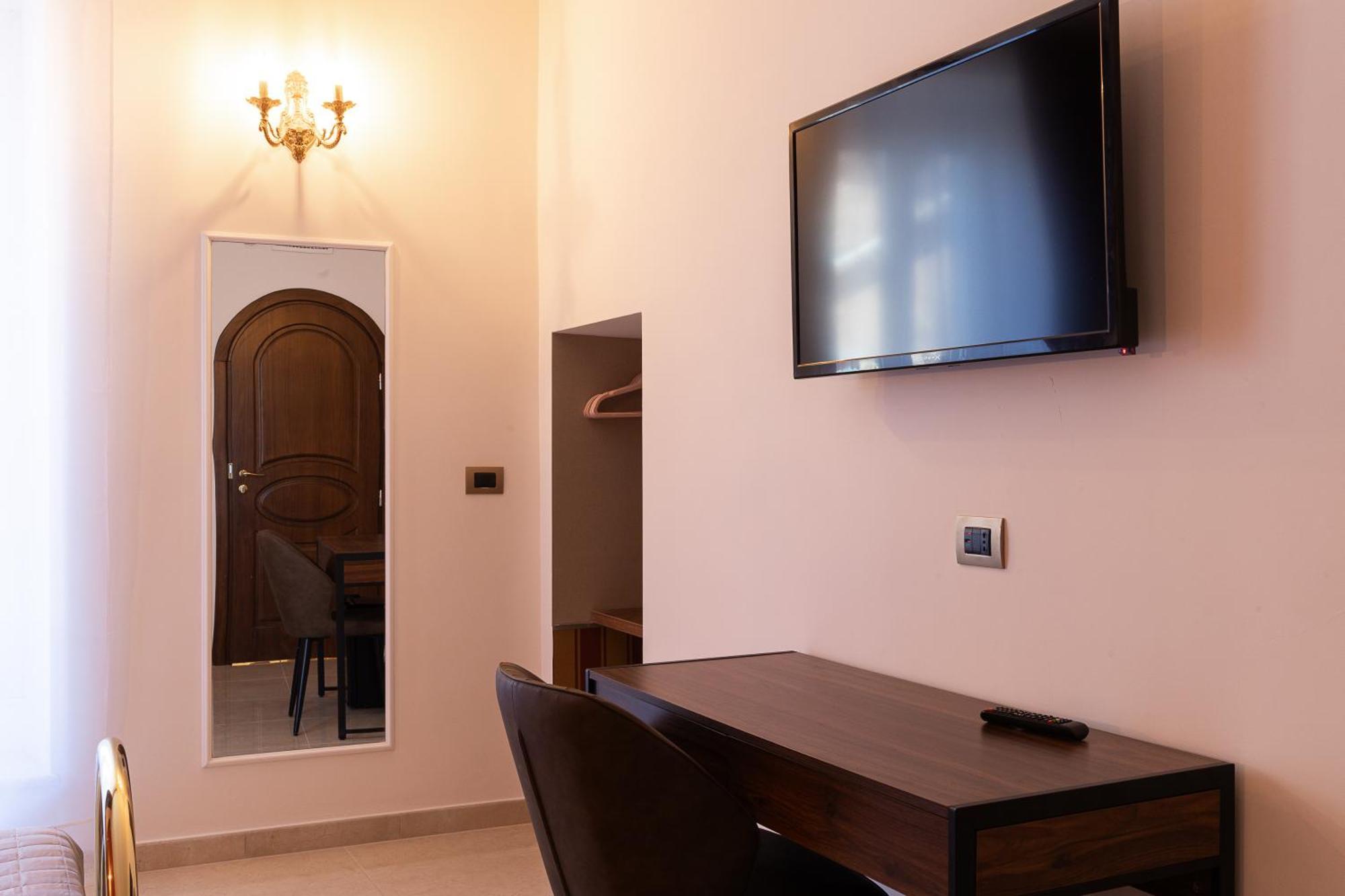 Dimora Cardinal Moroni Guest house *