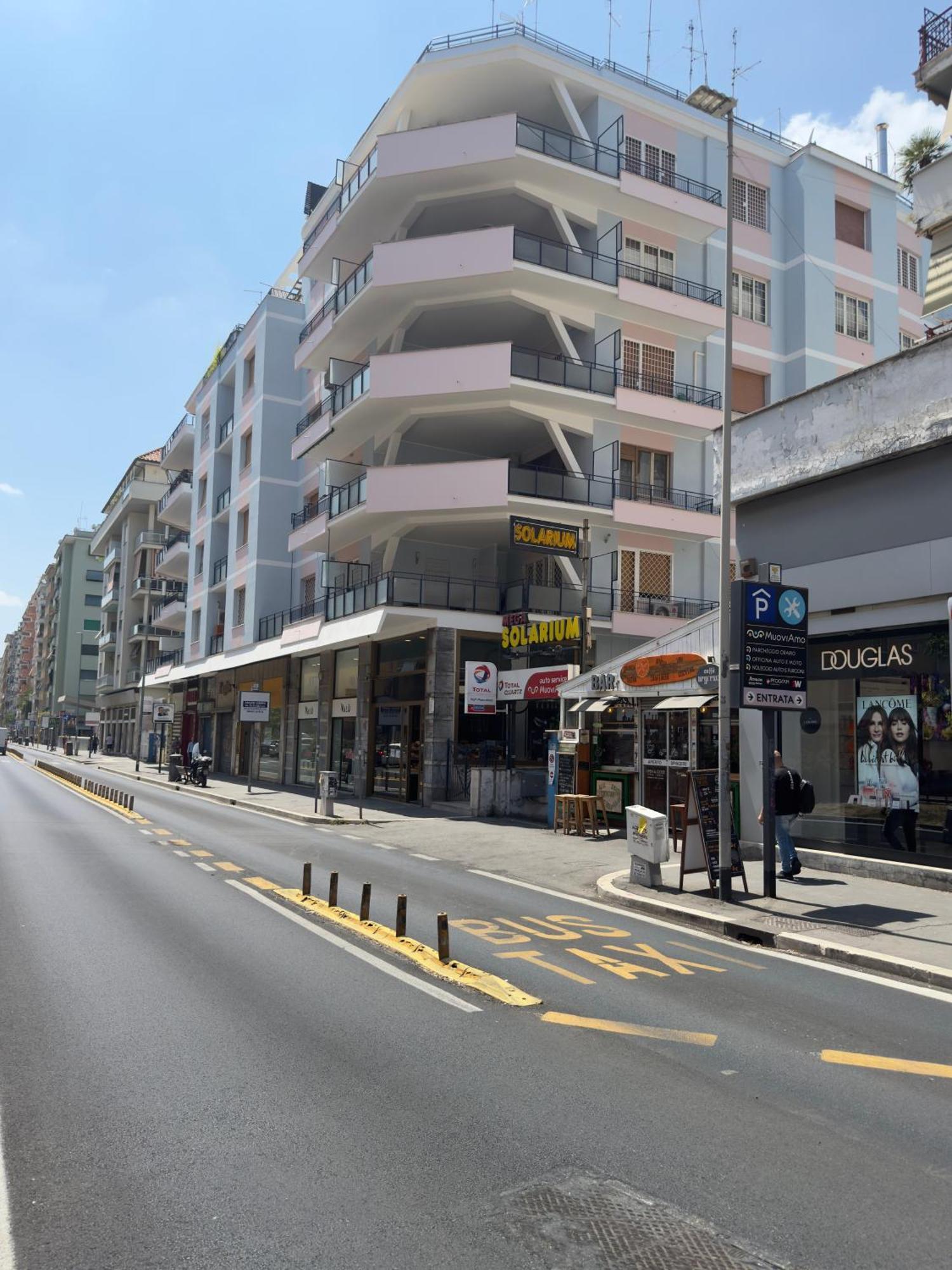 Apartamento Casa Relax 120 Mq Con Terrazza E Metro *