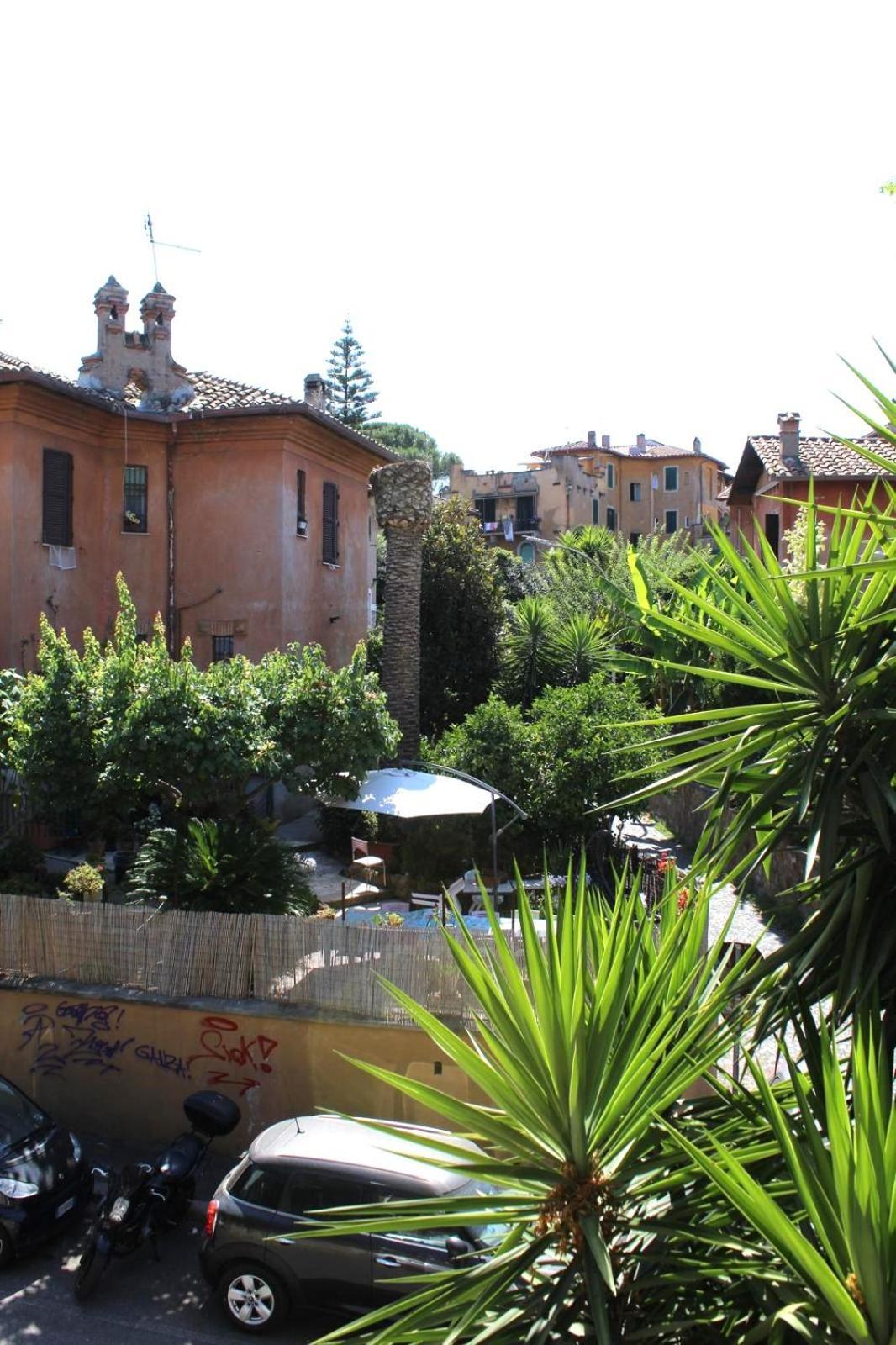 Garbatella Apartment *