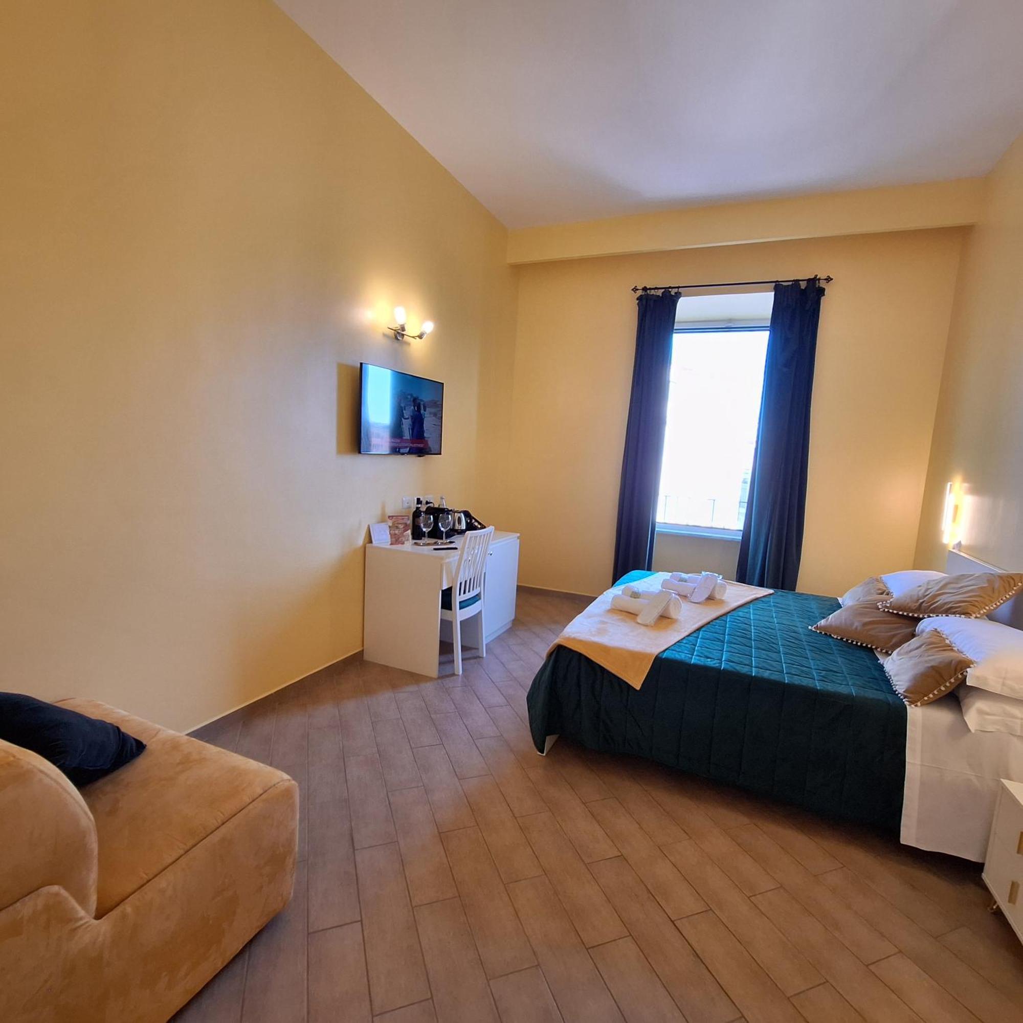 Residenze Serventi Longhi Guest house Rome