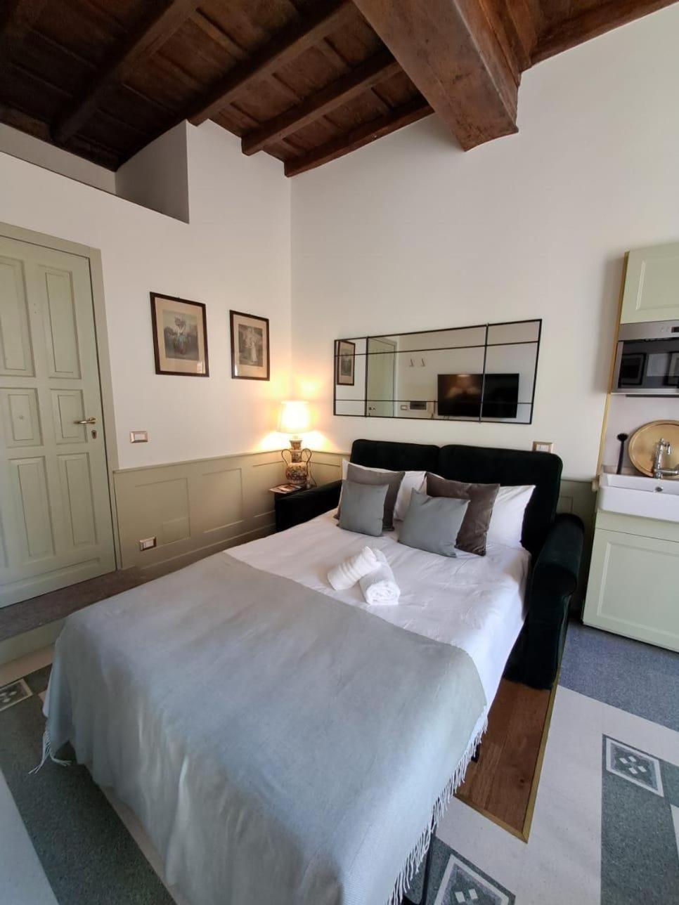 Apartment Boutique Signature In The Heart Of Ancient Rome