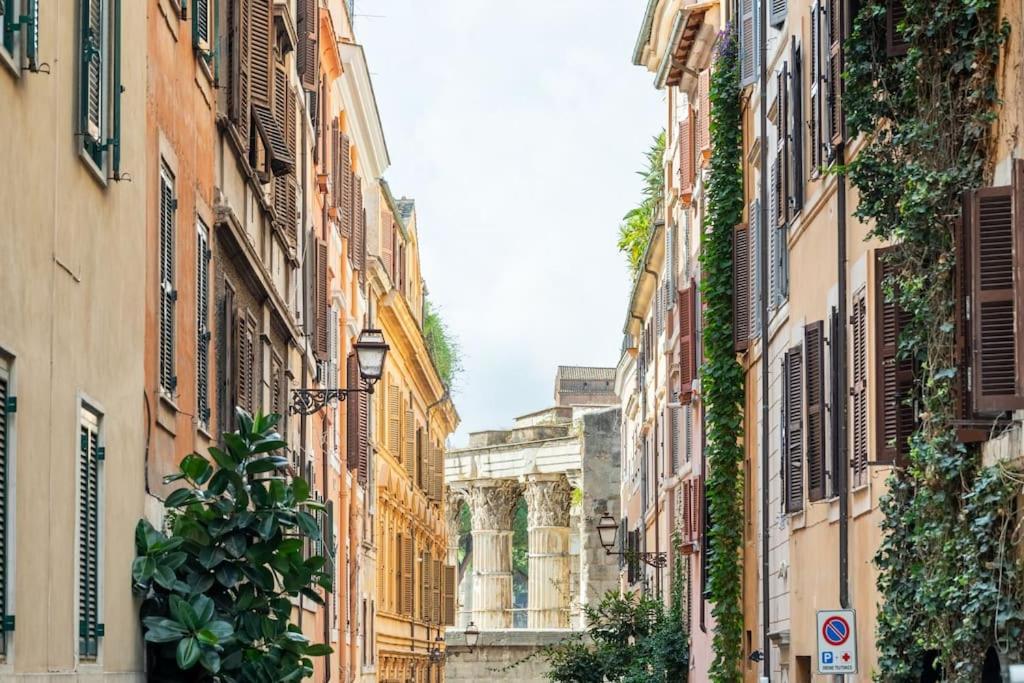 Bottega Augustea Duplex In Monti Rome