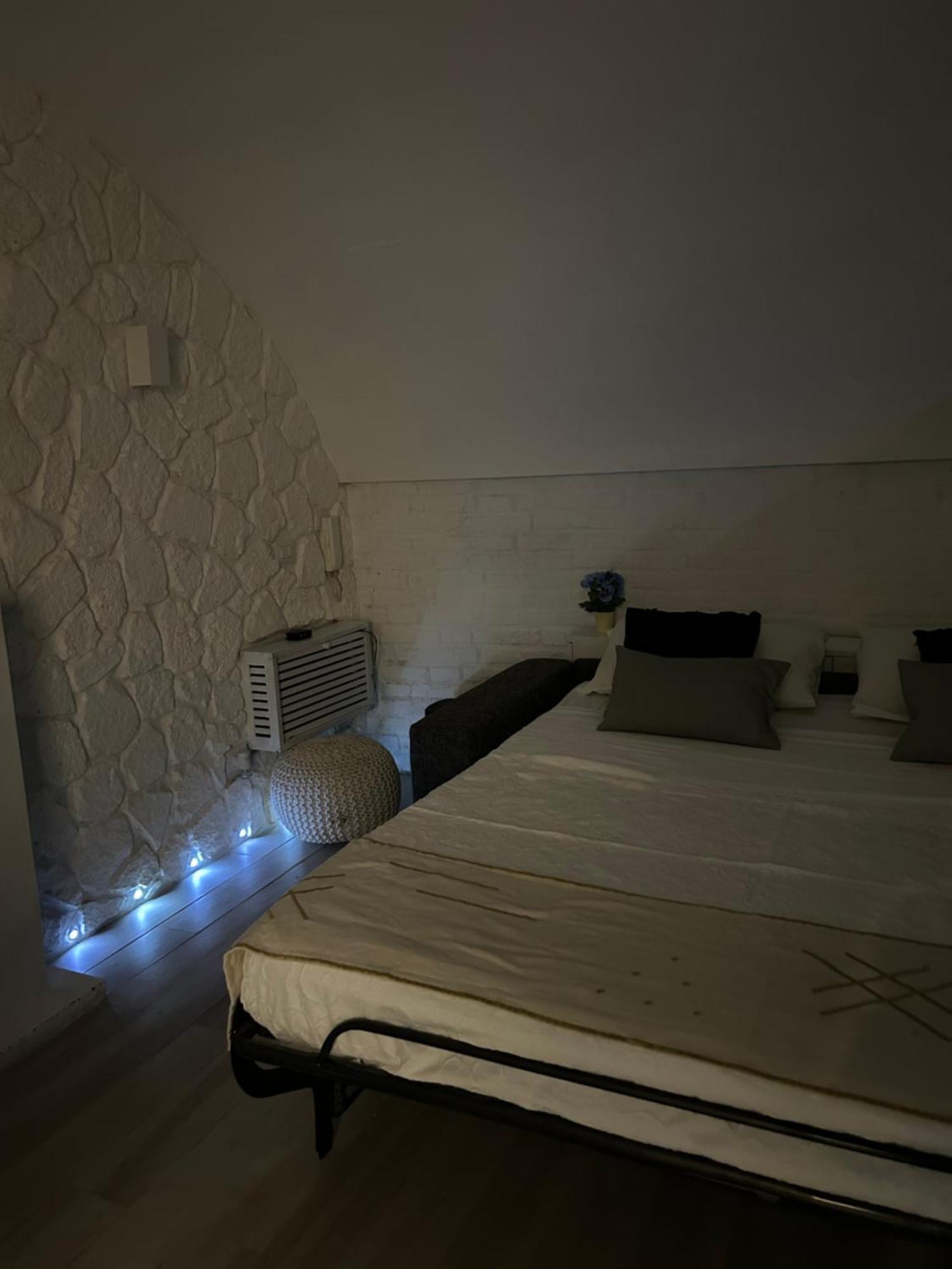 Little Sant Angelo Apartment *