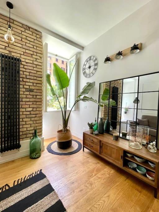 Maison Stenny Apartment Rome