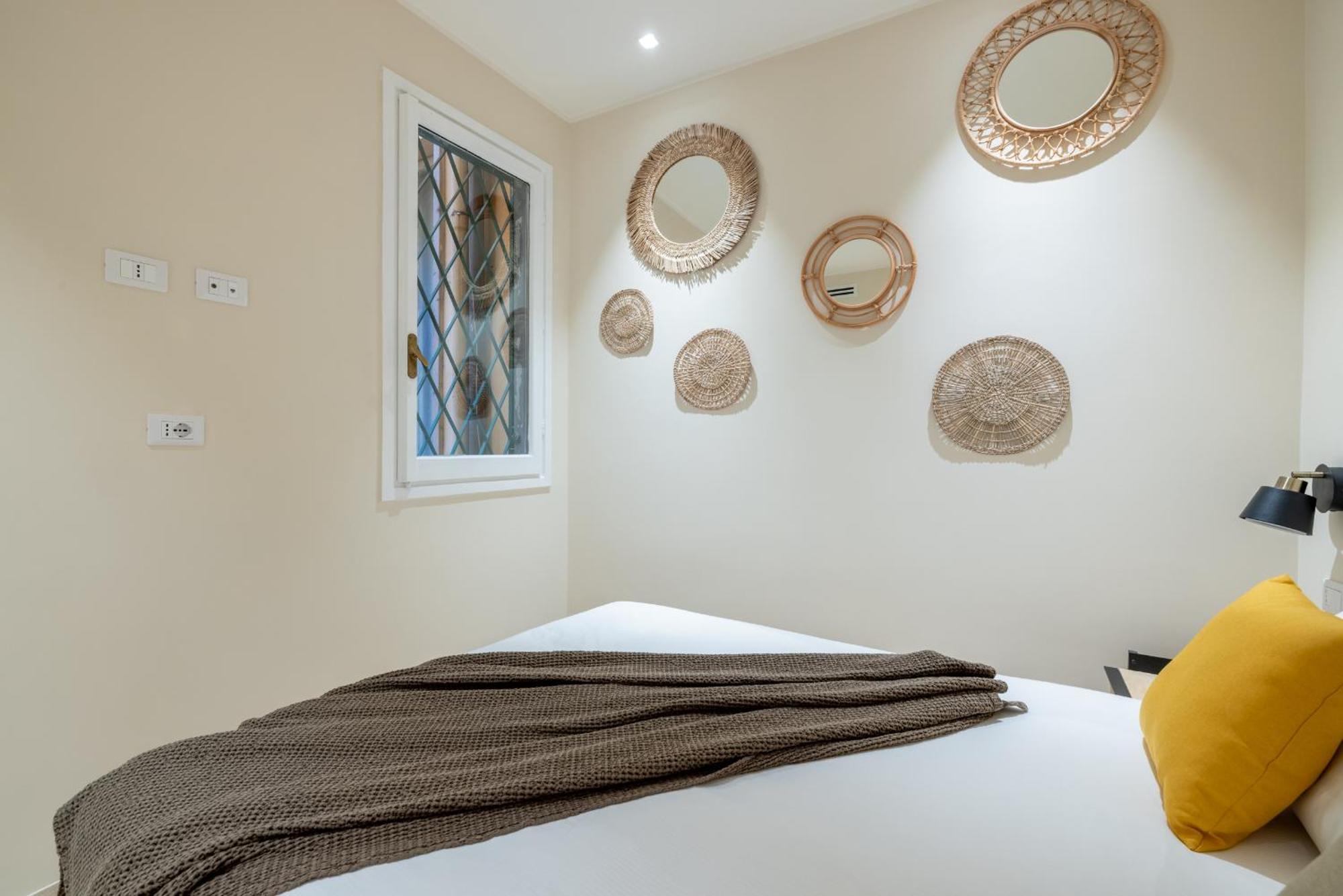 Apartment Charming 3 Bedroom In The Historic Center
