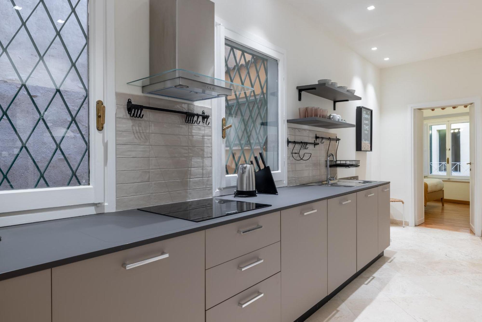 Apartment Charming 3 Bedroom In The Historic Center Rome