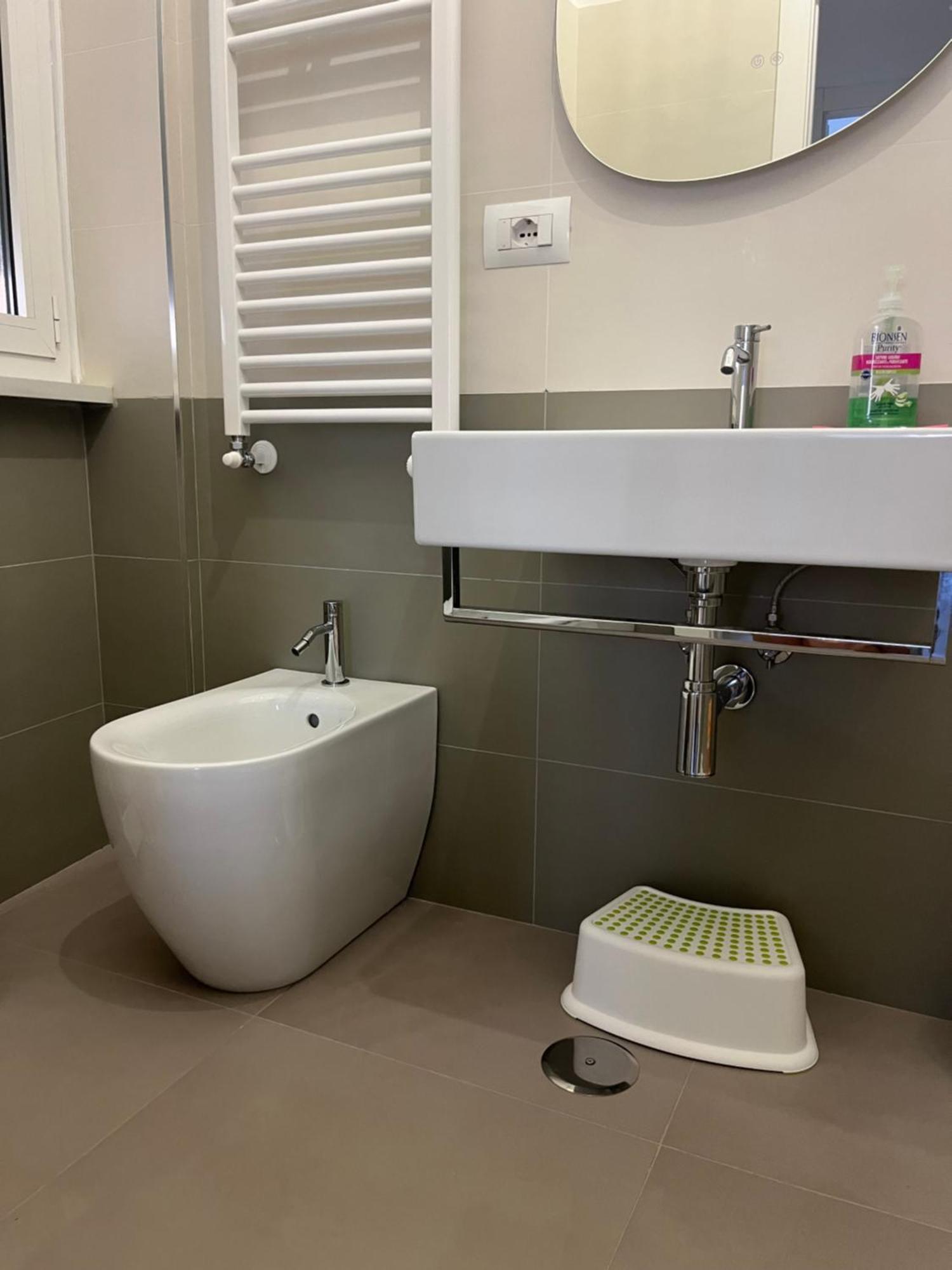 Appartement Basilica San Paolo Nuvola Eur Modern *