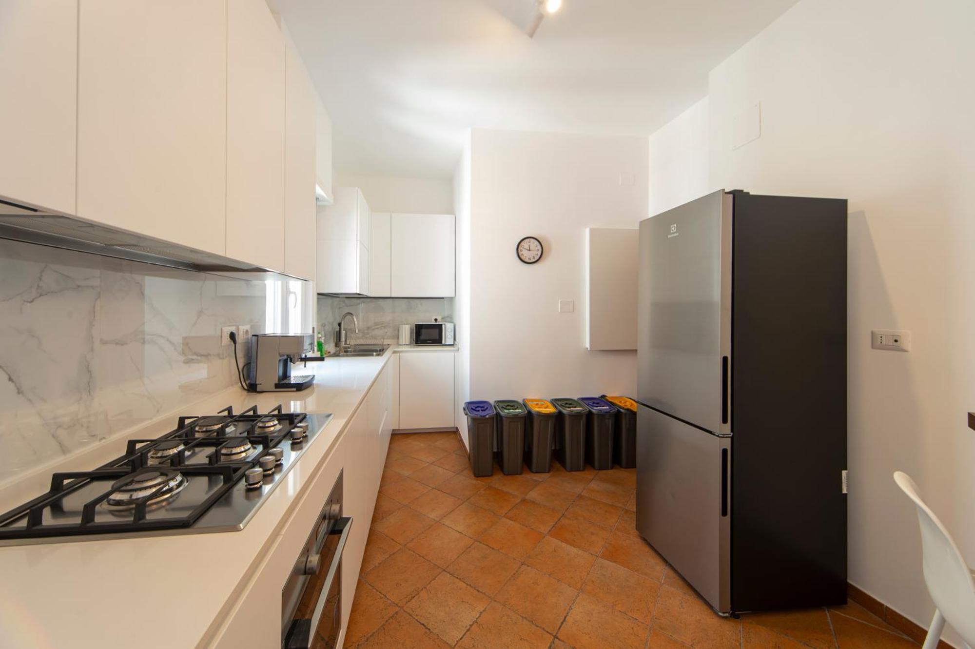 Cardinal Mistrangelo - Next To The Metro Station, Large And Comfortable Penthouse With Terrace * Rome