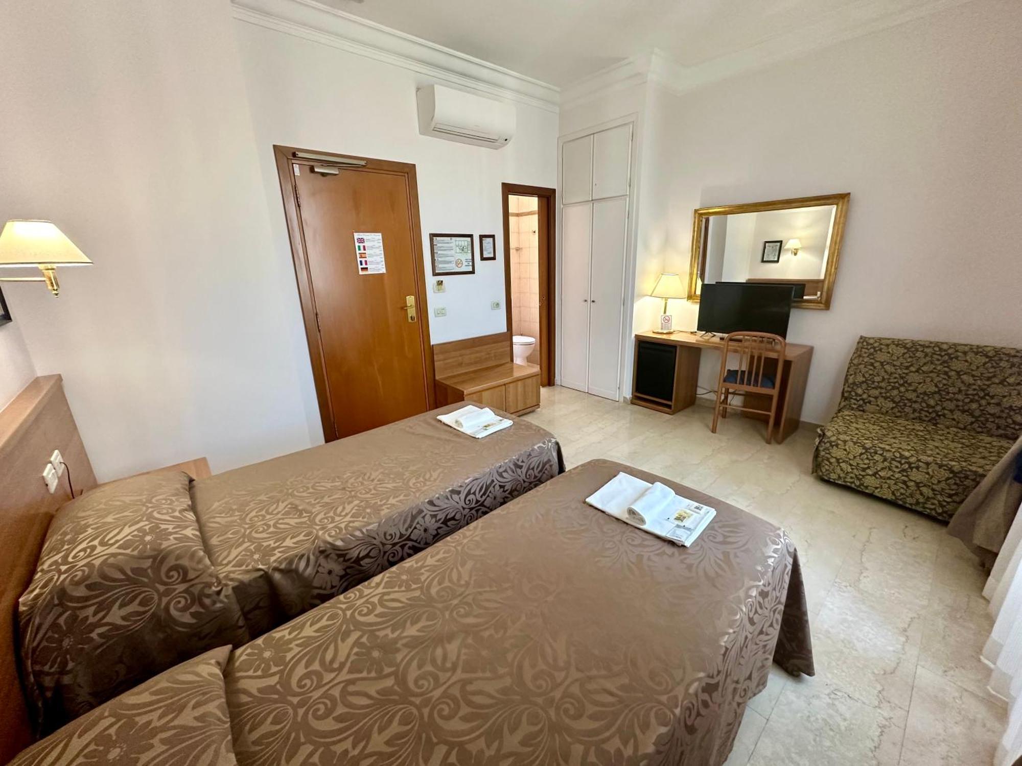 Principe Di Piemonte 3* Rome