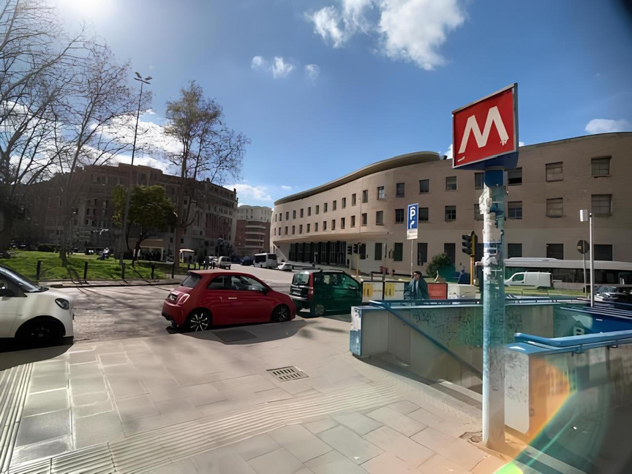 Alis Laura - 150m From Piazza Bologna Metro And 10 Minutes From The Colosseum Couette-café *