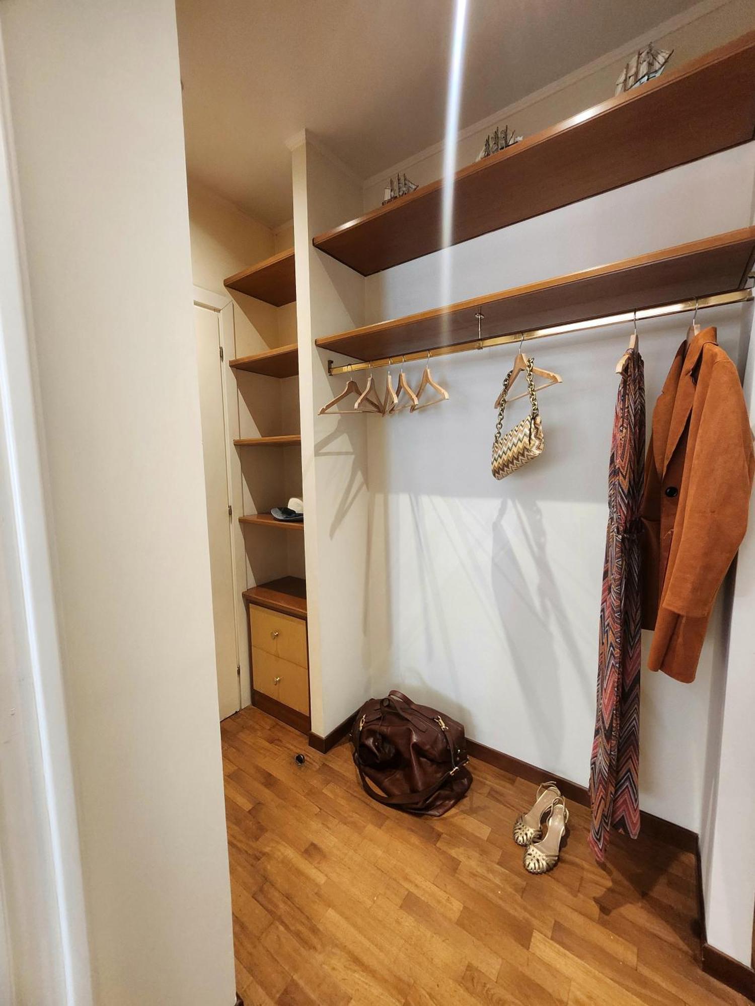 Authentic With Terrace Apartment *