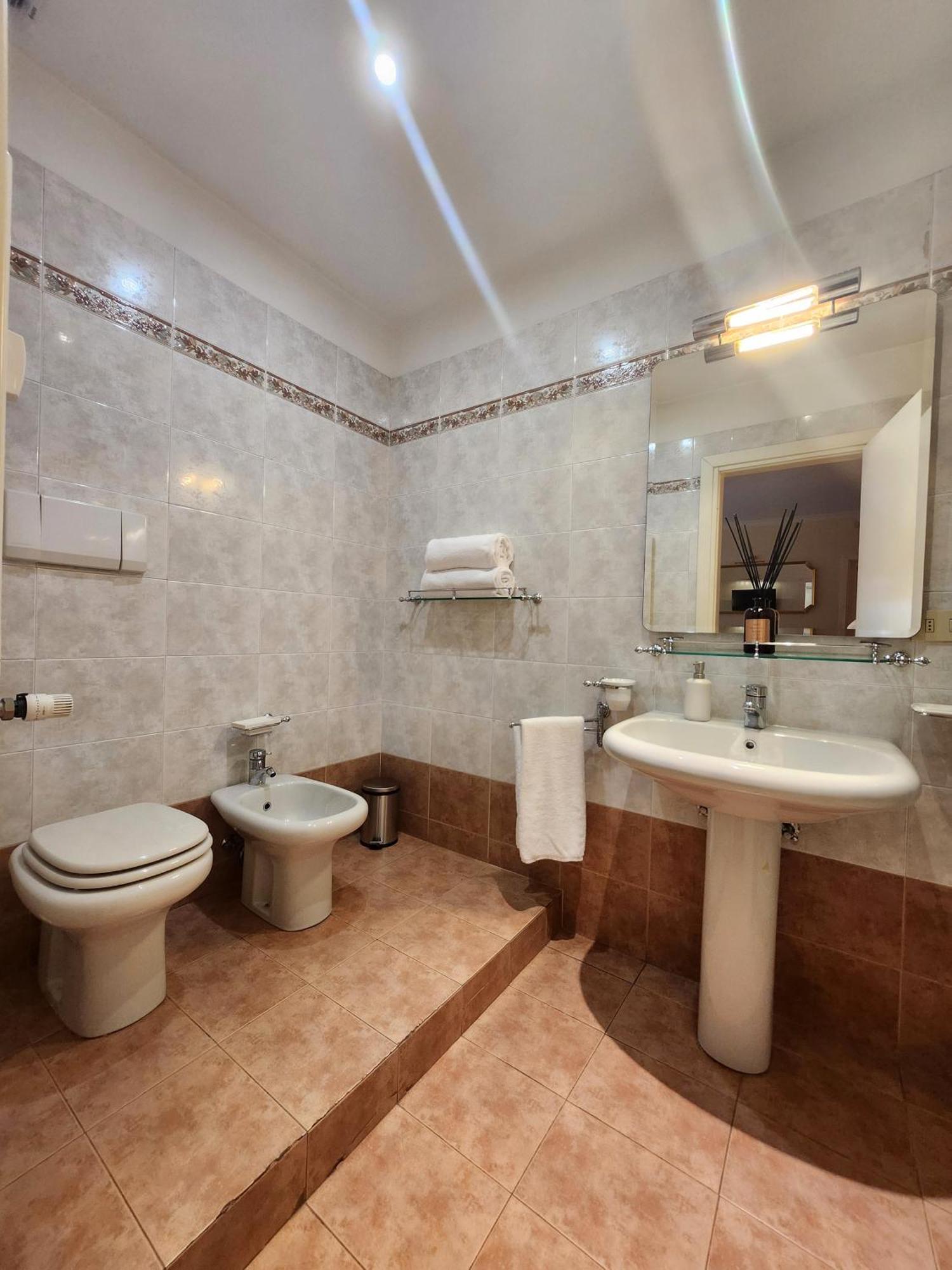 Authentic With Terrace Apartment Rome