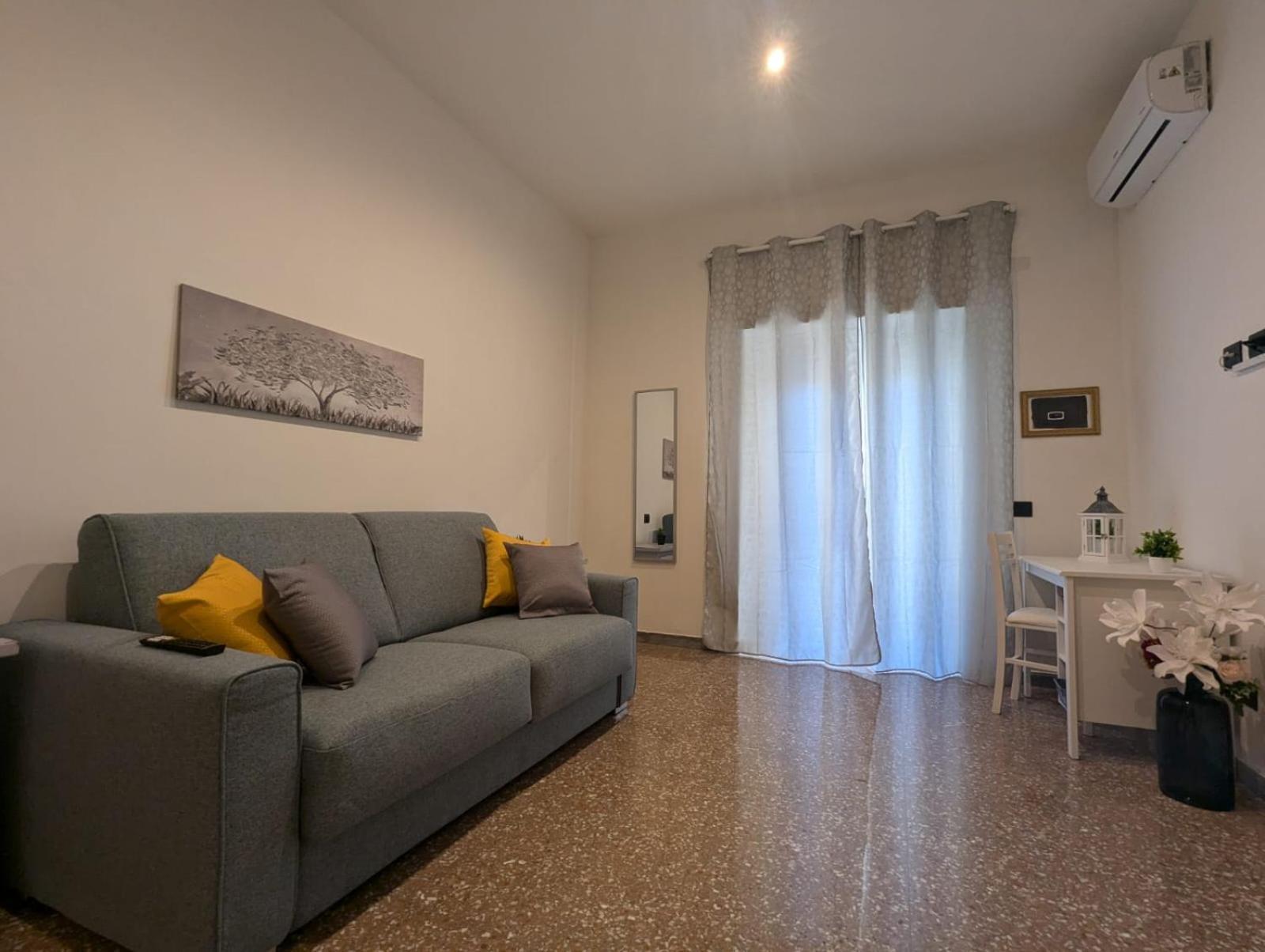 Romane Apartment