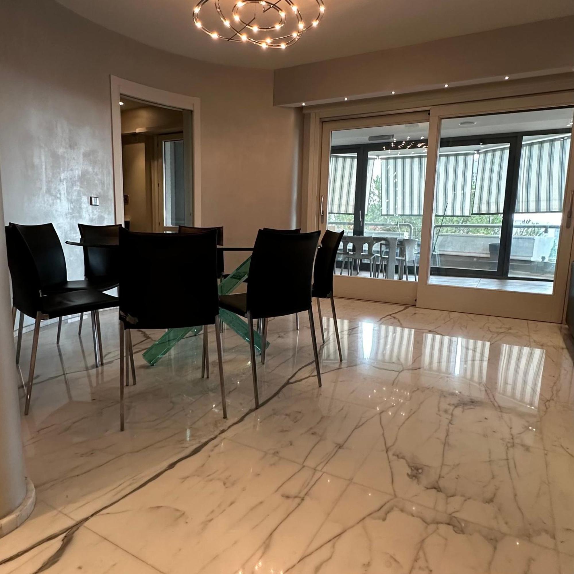 Luxury Apartment