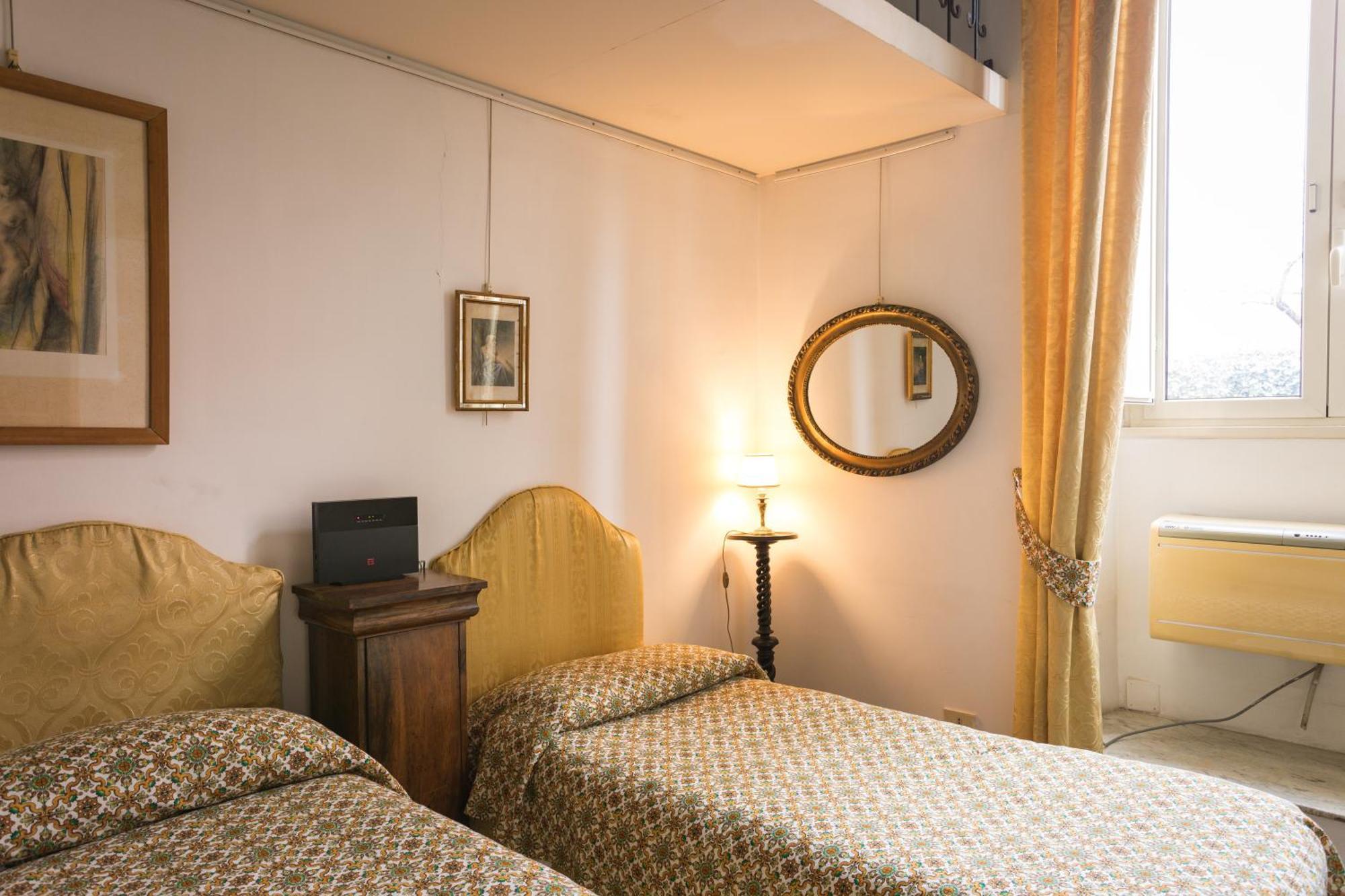 Appartement D'epoca Colosseo Art Gallery Rome