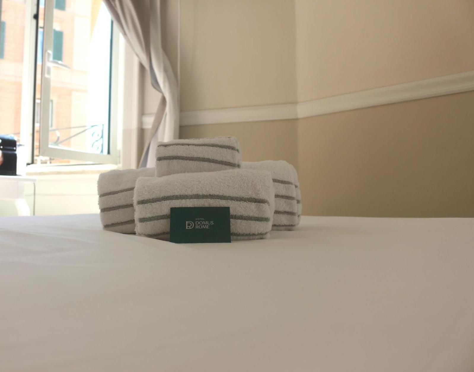 Domus Hotel *