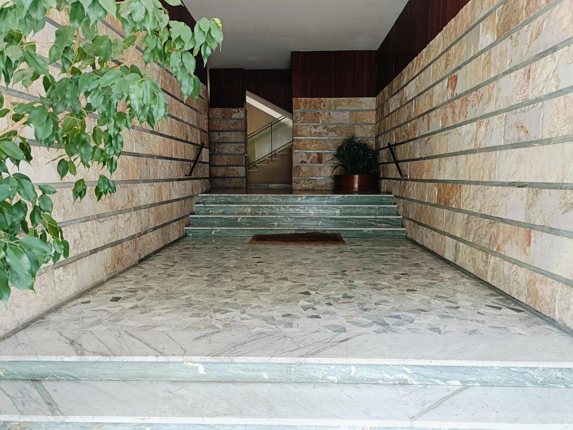 Leonardo Luxury 176 Apartment