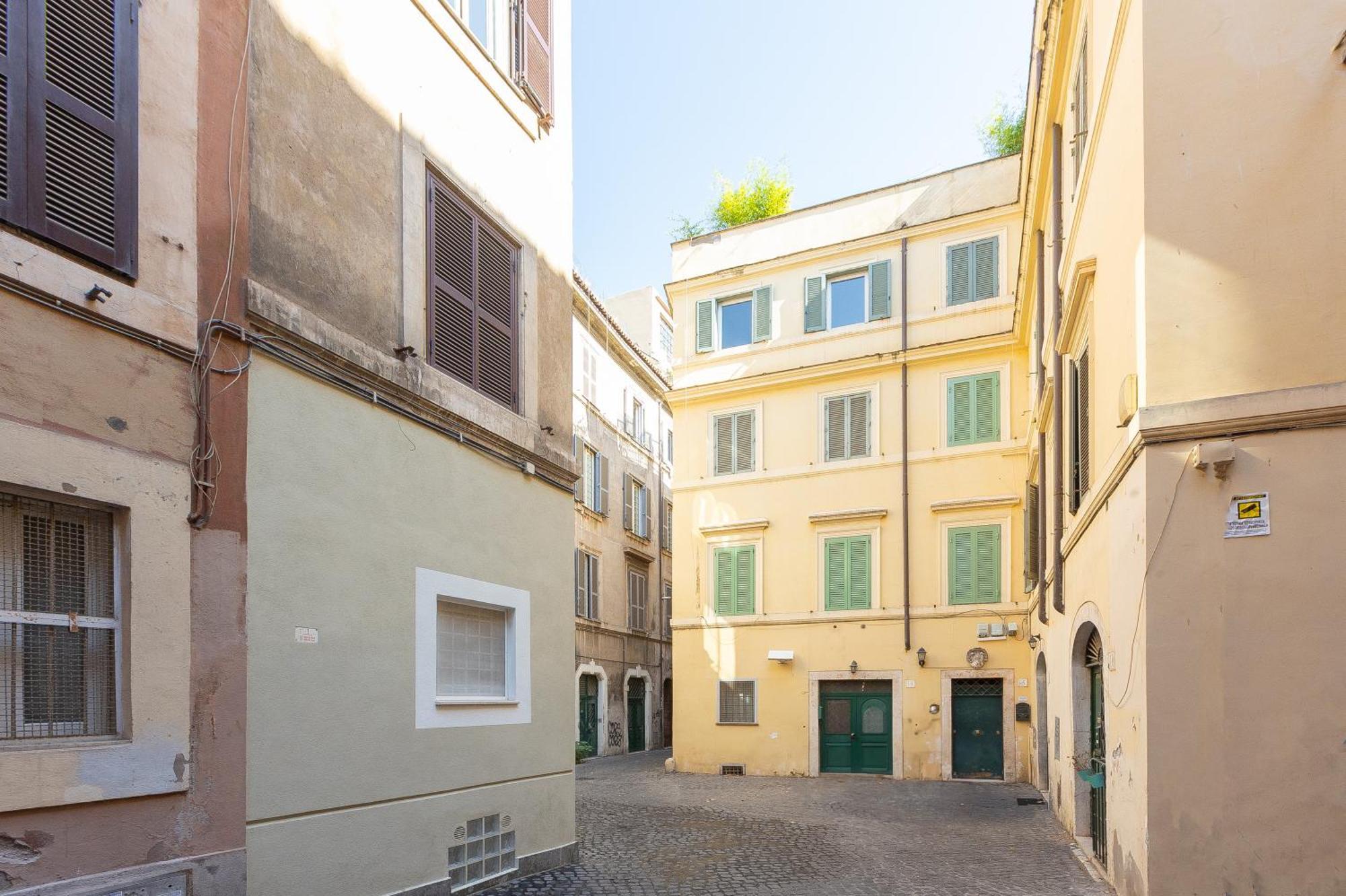 Fabie Trastevere * Rome