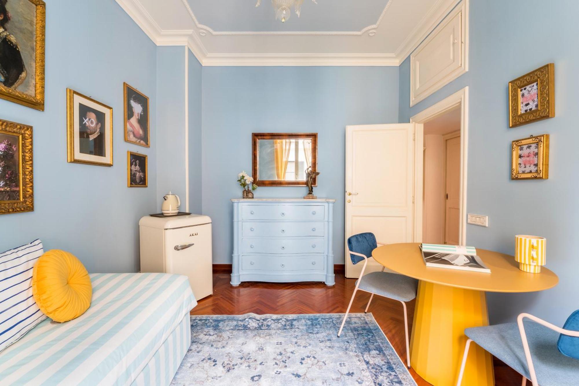 Apartamento Casa Tudor, Charmy Eccentric Flat In Piccola Londra 10 Min From Center Roma
