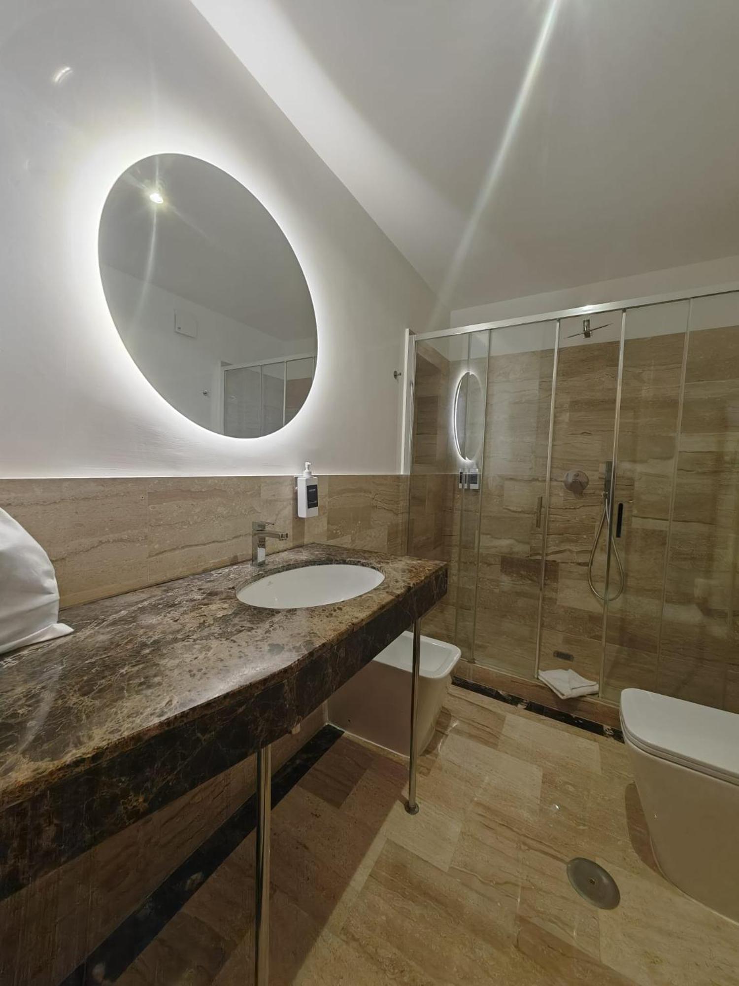 Cozy Luxury Pantheon Guest house