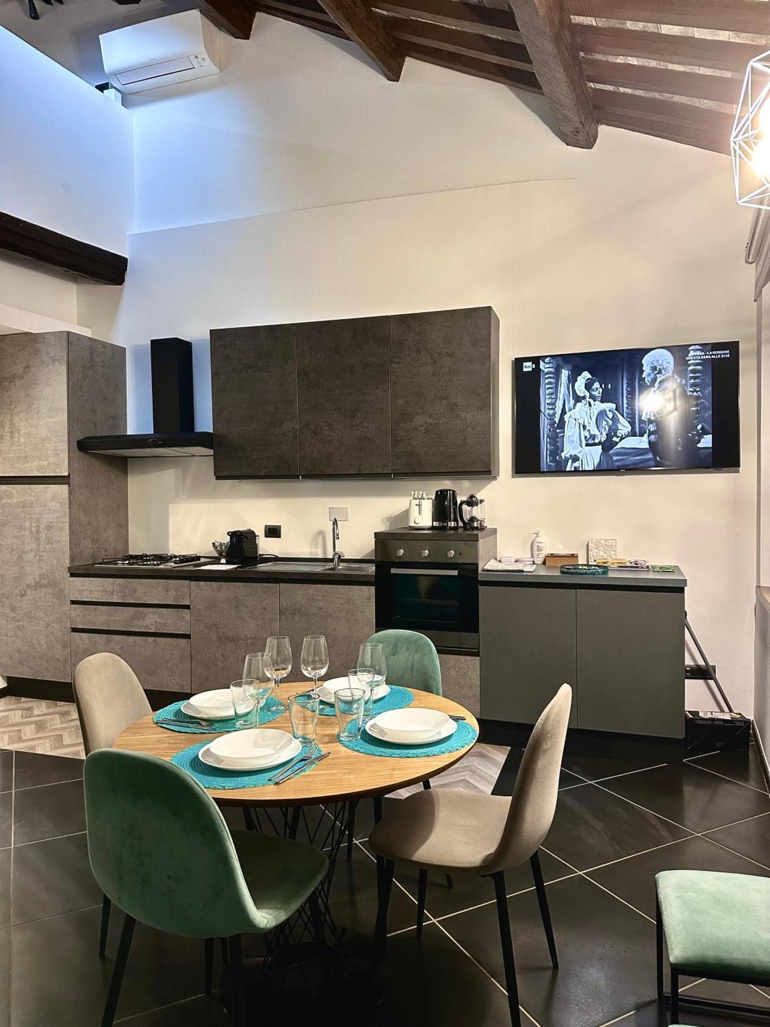 23 Scalini Renella Apartment *