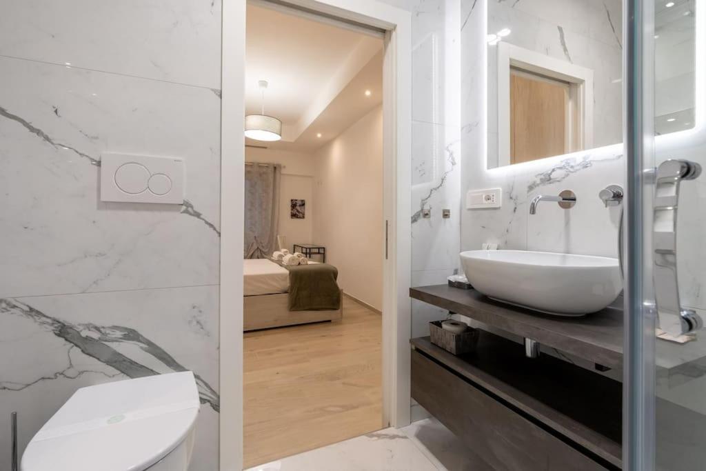 Appartamento Metro A 1 Min - Casa Elegante - 3 Bagni En *