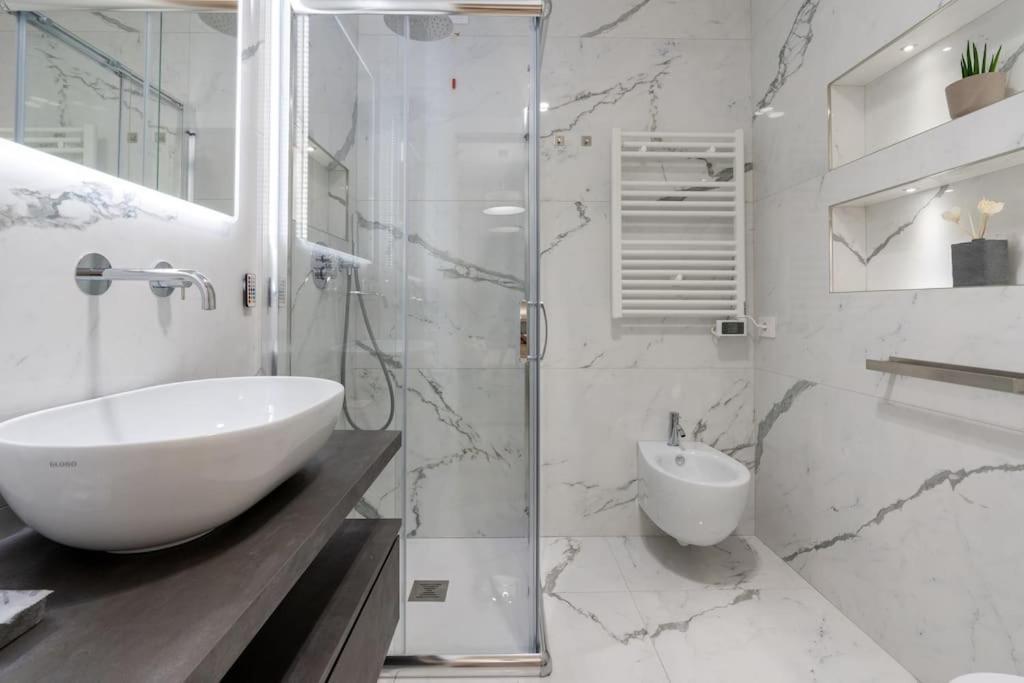 Appartamento Metro A 1 Min - Casa Elegante - 3 Bagni En *
