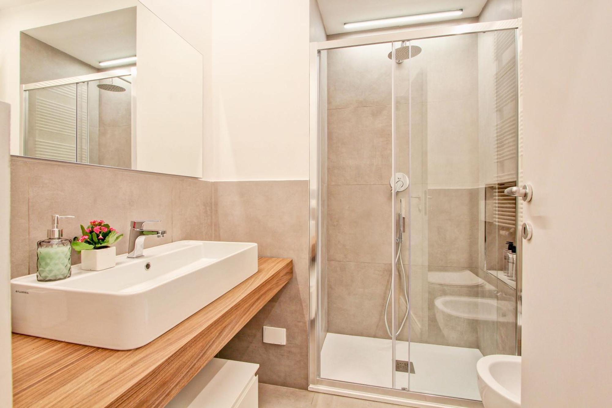 Appartement Nizza 33 *