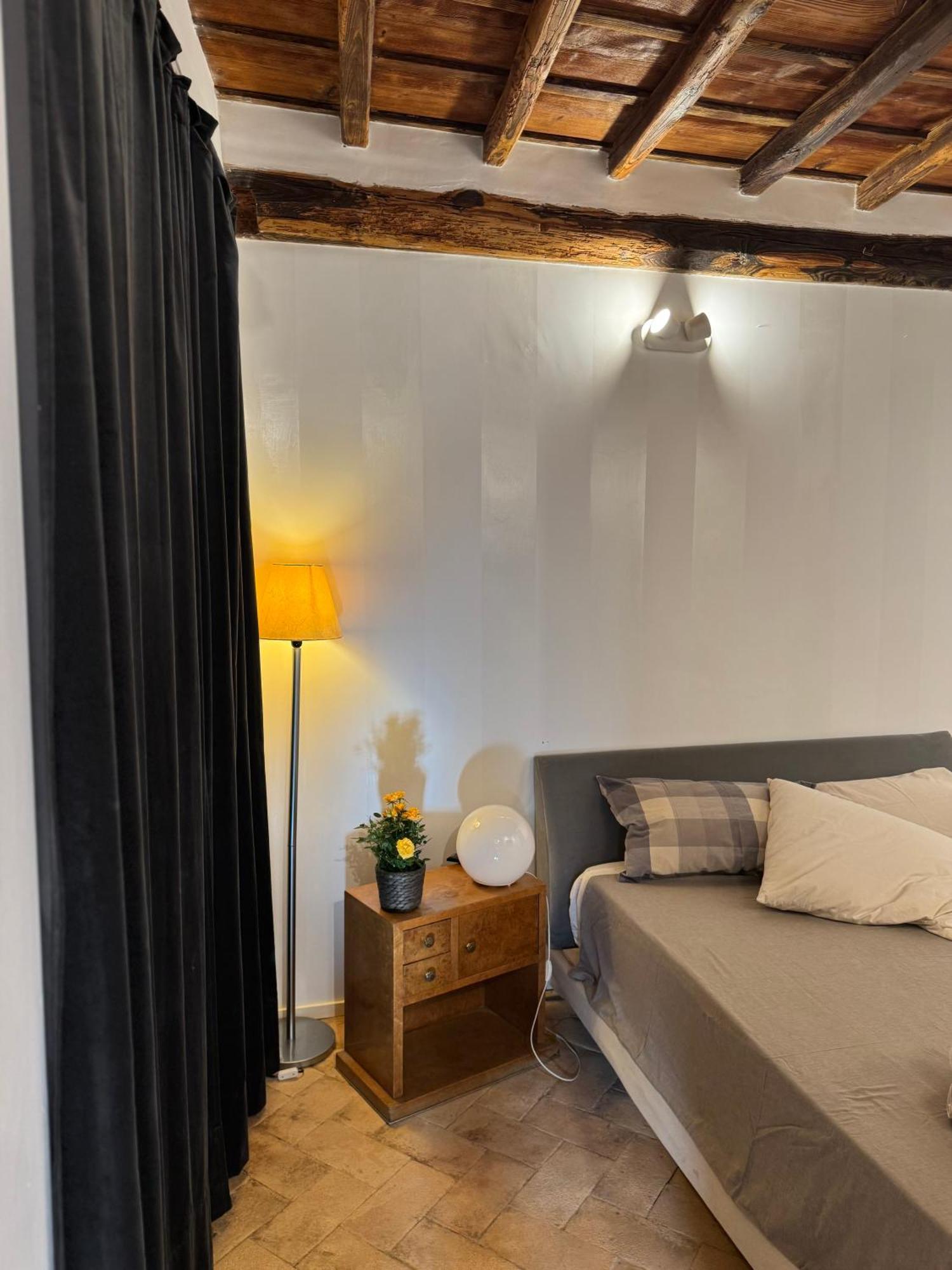 Labanca's Luxury Navona Holiday home Rome