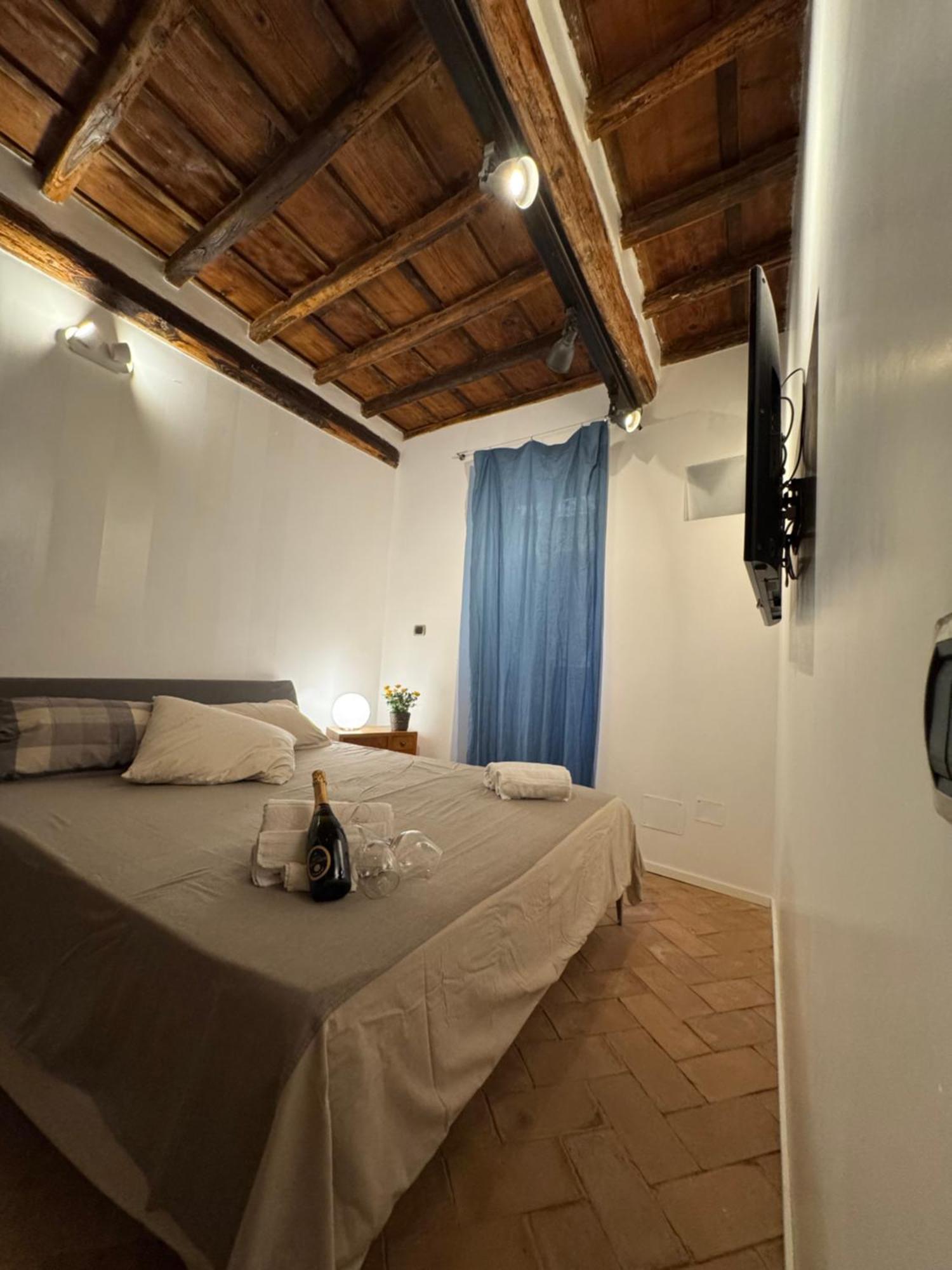 Labanca's Luxury Navona *