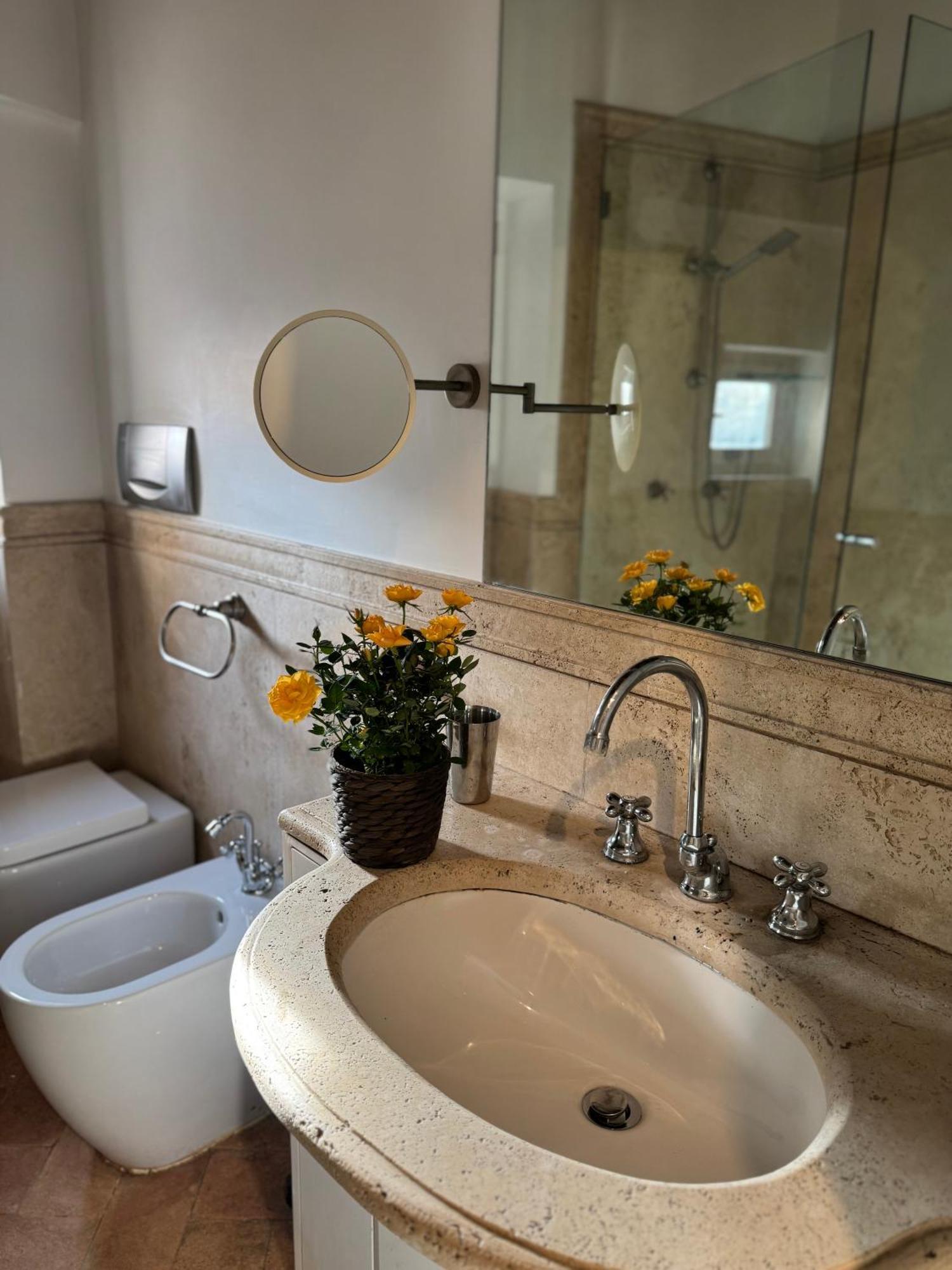 Labanca's Luxury Navona
