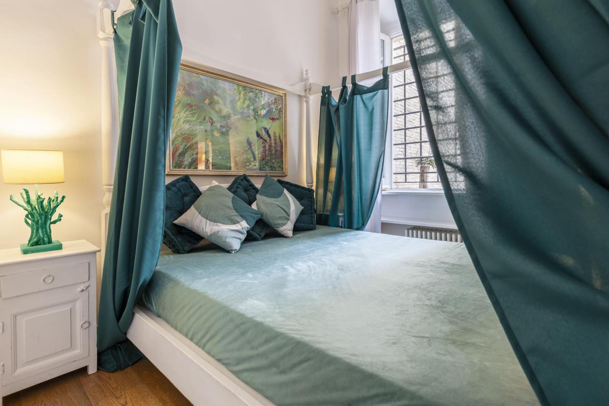 Apartment Colosseo Historic Rome