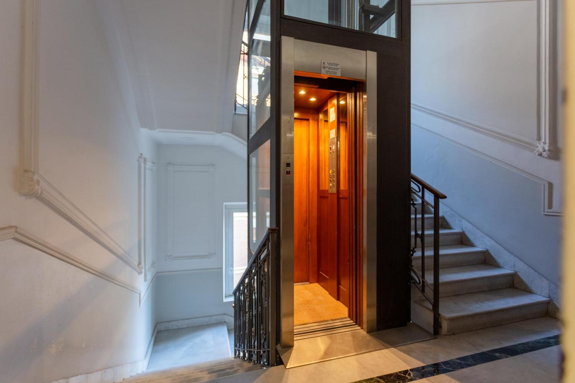 Casa Torlonia Luxury Apartment Rome