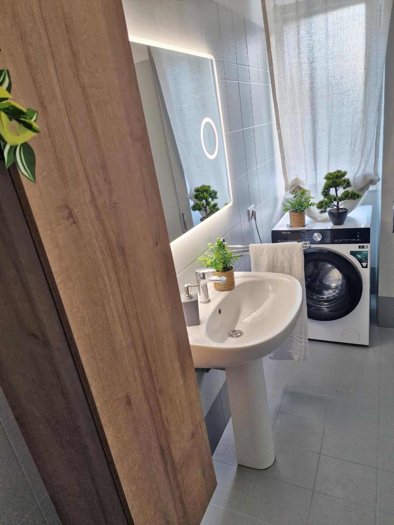 Felix House Park Apartment