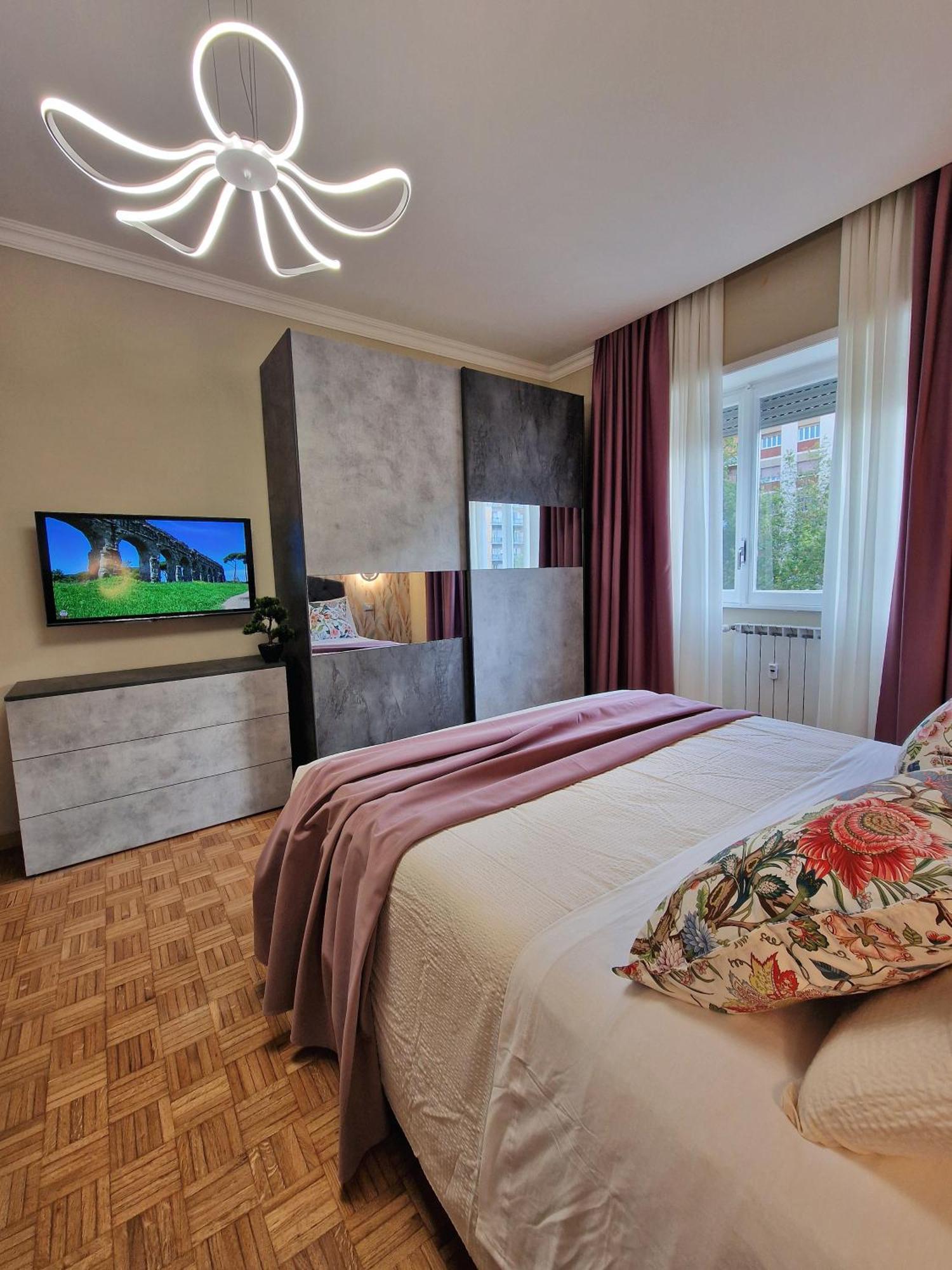 Apartment Felix House Park Rome