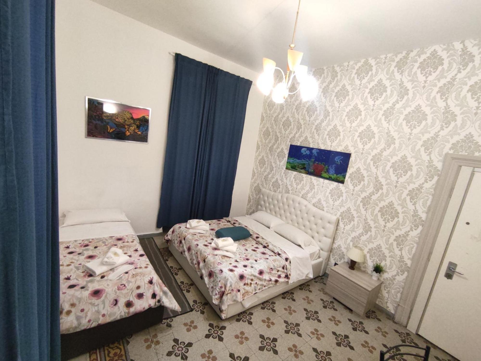 Anas Guest house