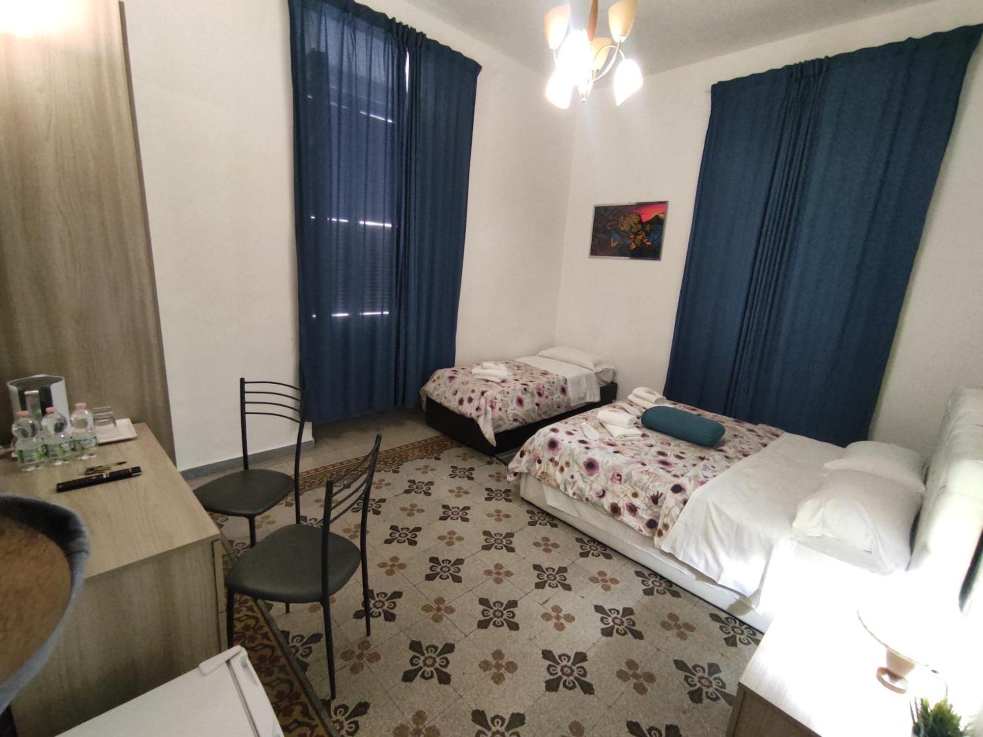 Anas Guest house