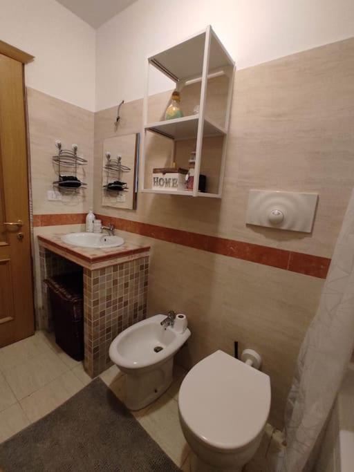 Centro Commerciale Apartment
