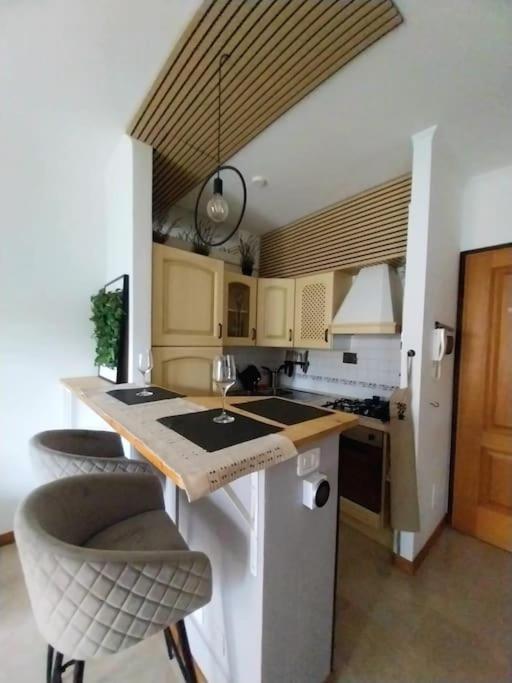 Centro Commerciale Apartment