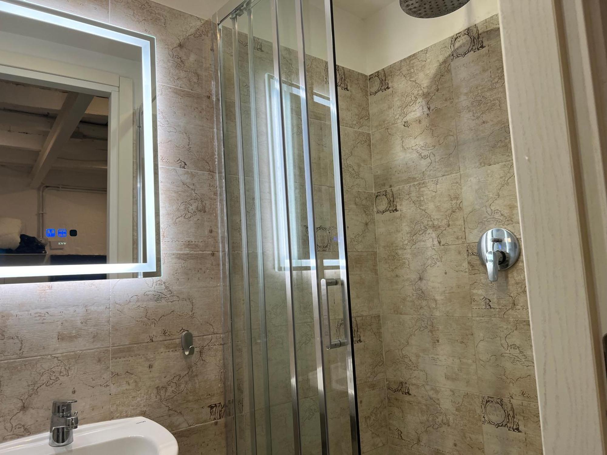 Apartment Characteristic & Modern In Trastevere *