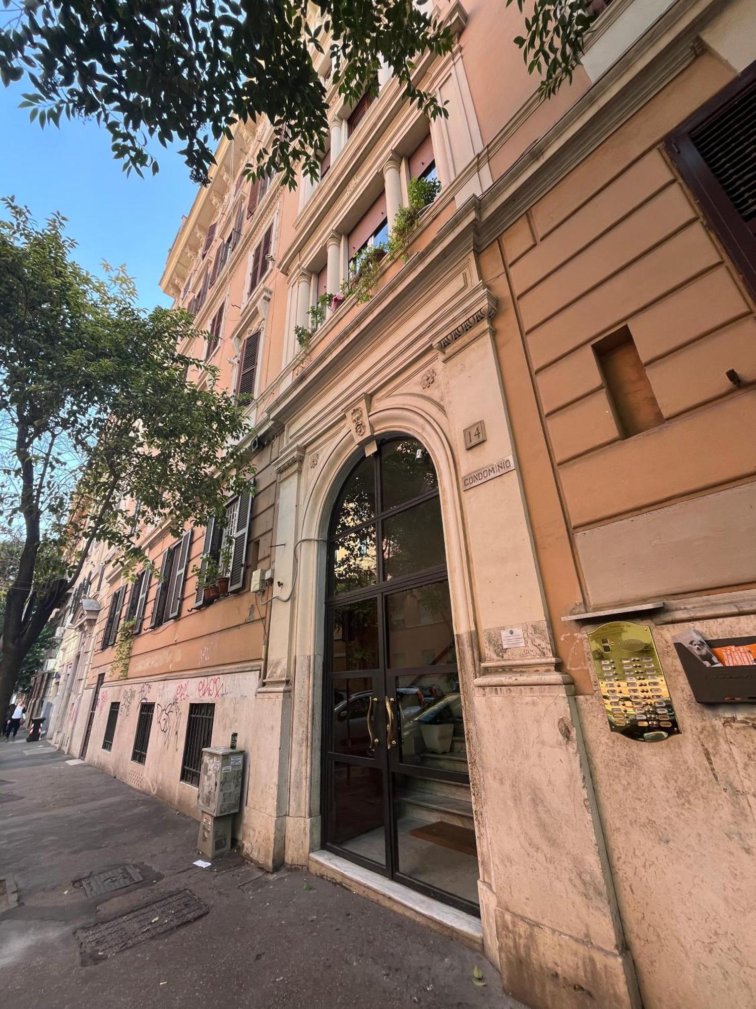 Casa Anna - Vatican & Metro Ottaviano Apartamento *