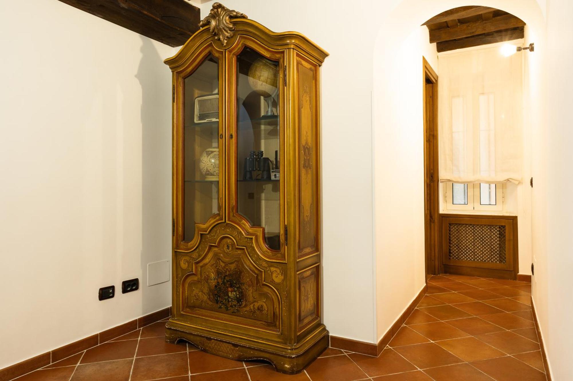 Domus Lxvii Monti Rome